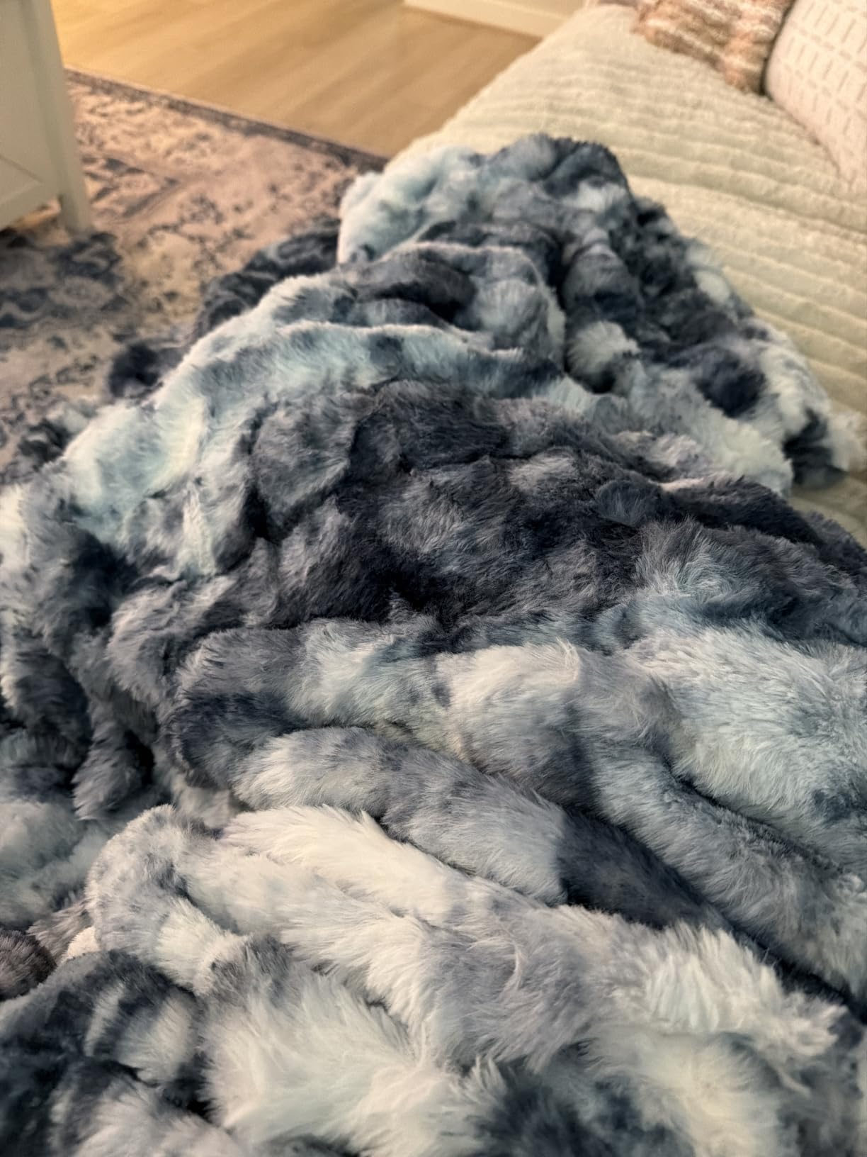 COOVA Faux Fur Throw Blanket for Couch, Cozy Soft and Fuzzy Plush Rabbit Fur Bubble Blanket for Sofa Bedroom Living Room, 50x60 Inches Tie Dye Brown customer photo 2