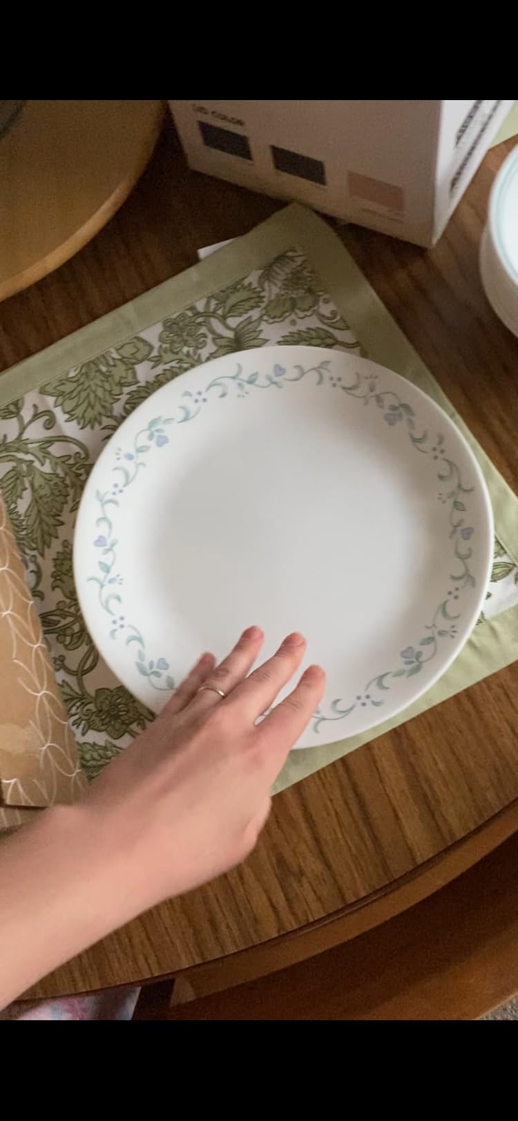 Corelle Everyday 18-PC Dinnerware Set Service for 6, Durable and Eco-Friendly, Higher Rim Glass Plate & Bowl Set, Microwave and Dishwasher Safe, Sadie customer photo 2