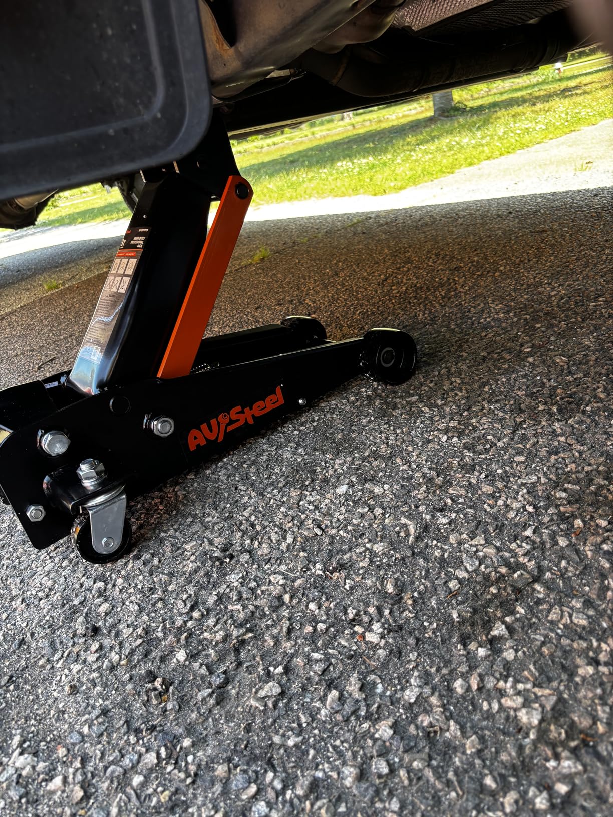 AV Steel 3 Ton Floor Jack (6000 lbs), Single Piston Steel Hydraulic Floor Jack, Lift Range 5.5