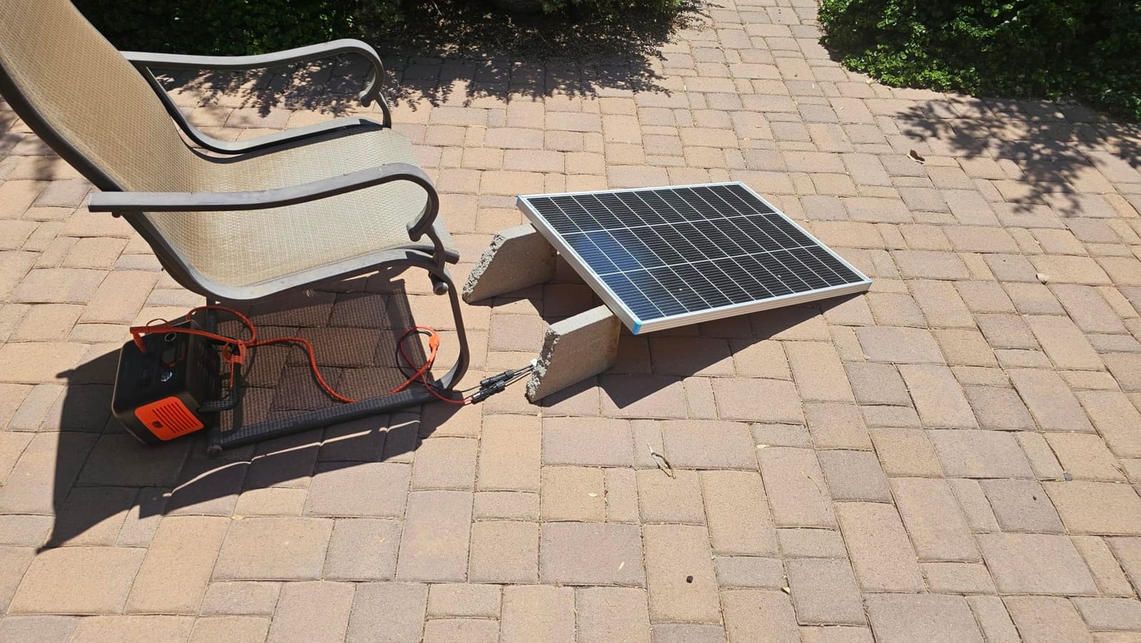 Renogy 100 Watt Solar Panel N-Type, 16BB 25% High-Efficiency | 100W Solar Panel for RV, Upgraded Smaller & Lighter Design, Save Space on RV, Marine, Boat, Trailer, Roof & Off-Grid, IP67 customer photo 1