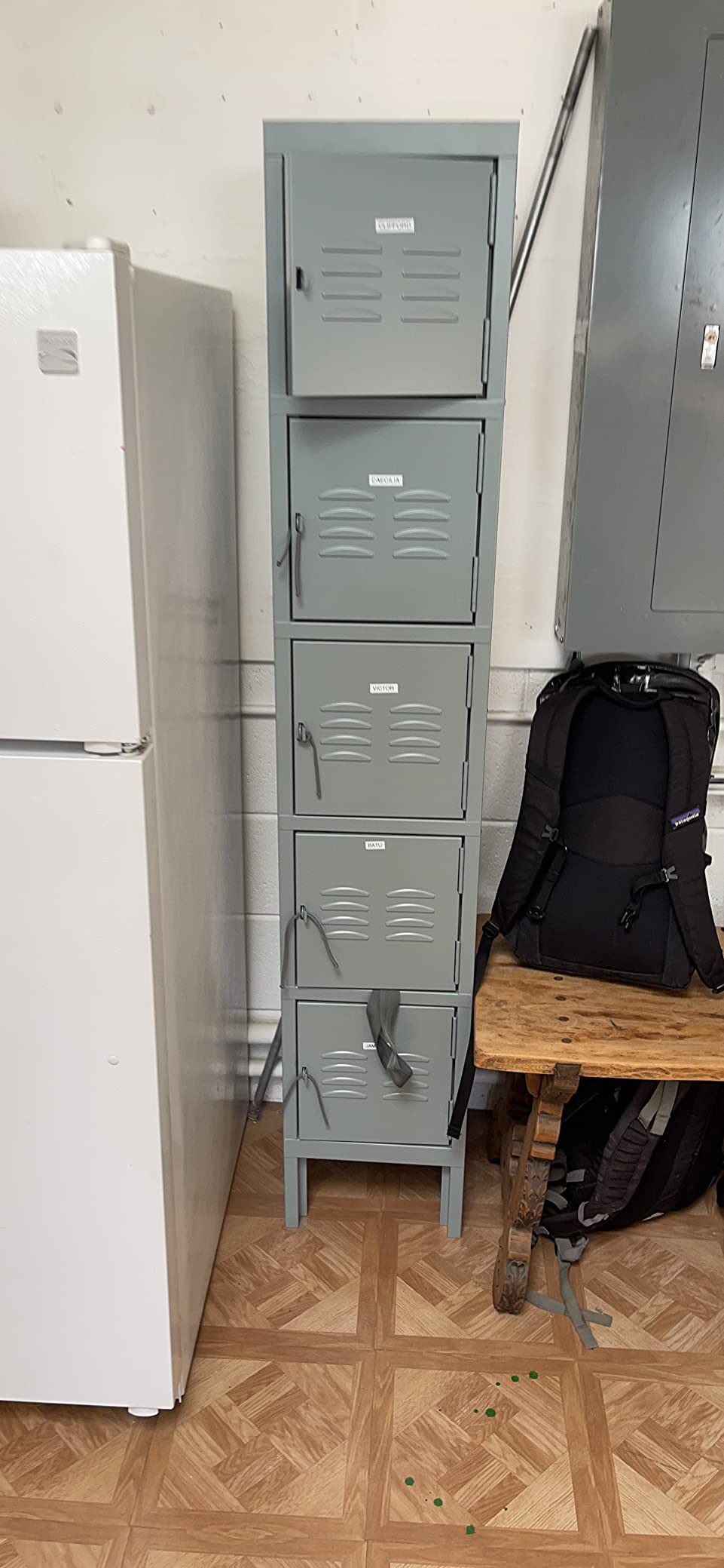 INTERGREAT Metal Locker for Employees with Lock, Steel Office Storage Locker with 6Doors, Gym Lockers Metal Cabinet for Home Office,School(Black Grey) customer photo 1