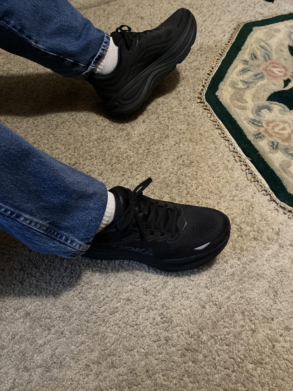 Hoka Men's Bondi 9 customer photo 1