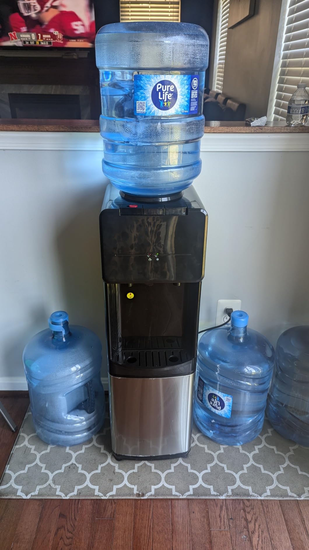 Euhomy Hot & Cold Water Dispenser, Top Loading Water Dispenser for 3 or 5 Gallon Bottles, Top Loading Hot & Cold Water Dispensor with Child Safety Lock, for Office, Home customer photo 2