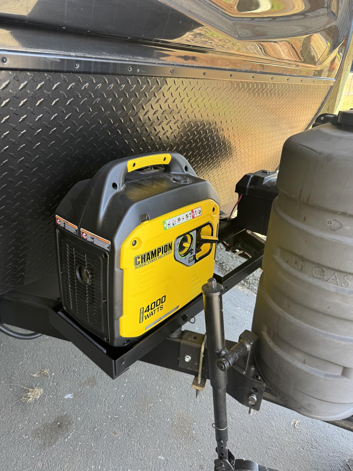 Champion 4000-Watt RV Ready Portable Inverter Generator with Quiet Technology and Free 3-Year Warranty customer photo 1