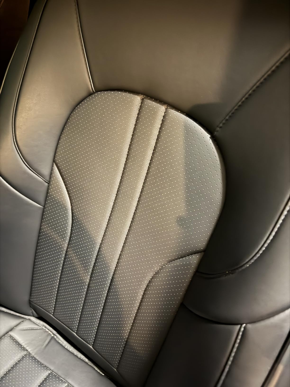 MINGBRON Car Seat Cover Full Set, Leather Car Seat Cover, Waterproof, Nappa Leather Seat Covers Universal Fit Most Cars Black customer photo 2