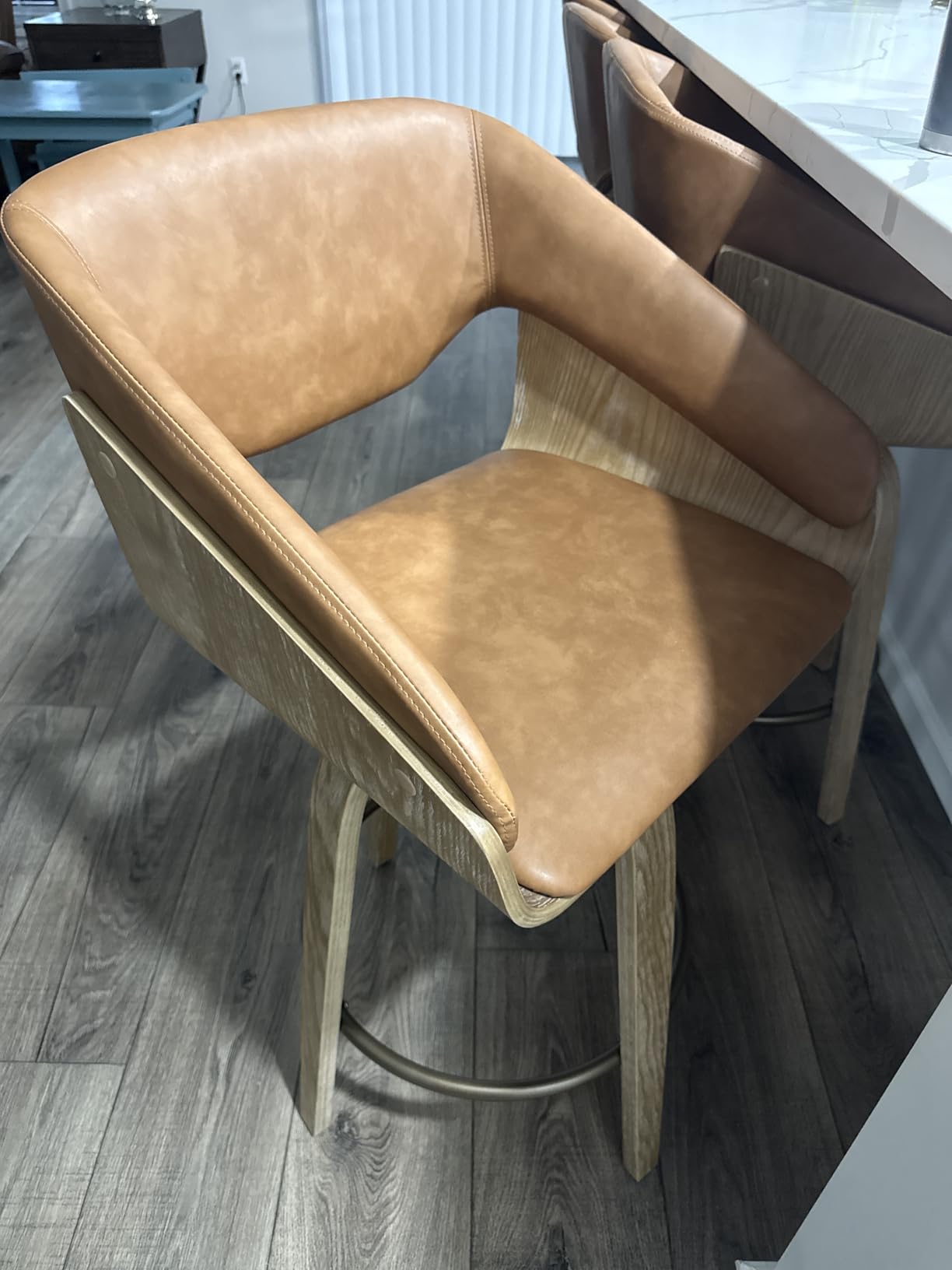 26'' Modern Barrel Swivel Counter Stools Counter Height Swivel Bar Stools with Backs Set of 2, Beige Chenille Upholstered Bar Height stools, Farmhouse Solid Wood Barstools for Kitchen Island, Home Bar customer photo 1