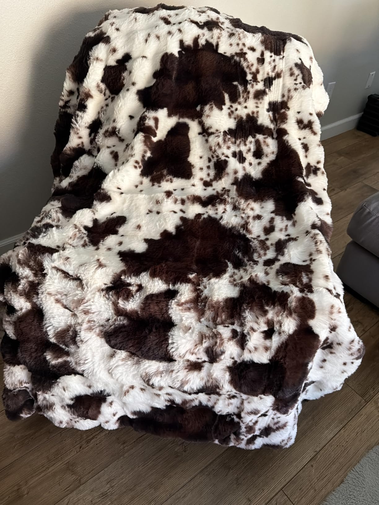 Faux Fur Throw Blanket for Couch, Fluffy Fuzzy Plush Bubble Blanket, Soft Warm Cozy Shaggy Rabbit Blanket, Luxury Decorative Gifts for Sofa Bedroom Living Room, 60x50inch (Cow Print-Brown) customer photo 2