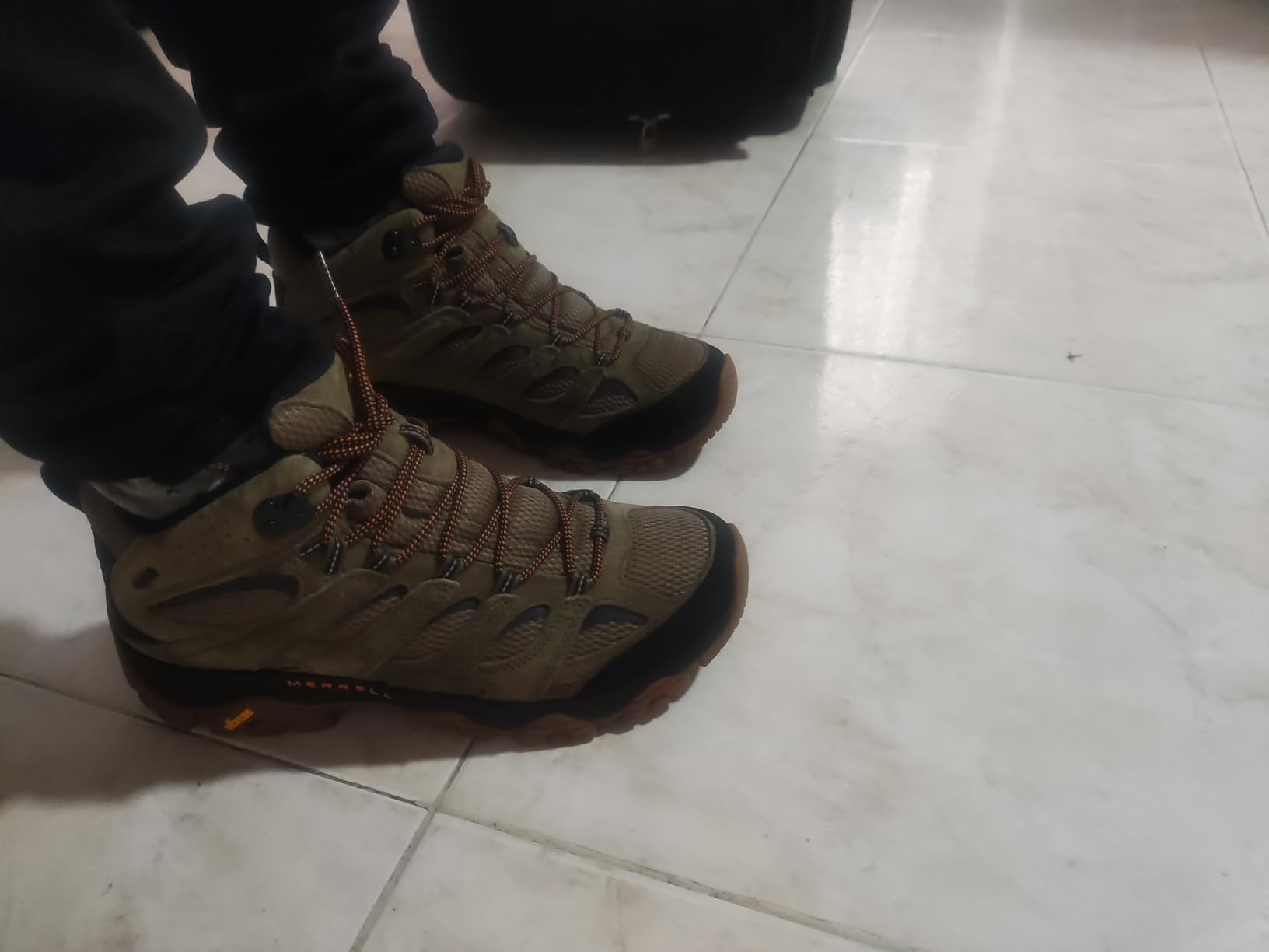 Merrell Men's Moab 3 Mid Waterproof Hiking Boots customer photo 1