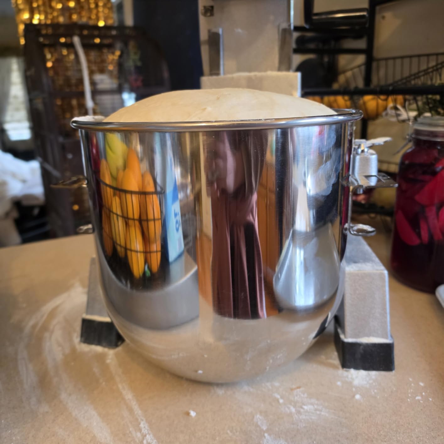 VEVOR Commercial Mixer, Commercial Food Mixer 10Qt Stainless Steel Bowl, 450W Commercial Stand Mixer with 3 Speeds Adjustable, Dough Hook Whisk Beater Included, Perfect for Bakery Pizzeria, Silver customer photo 1