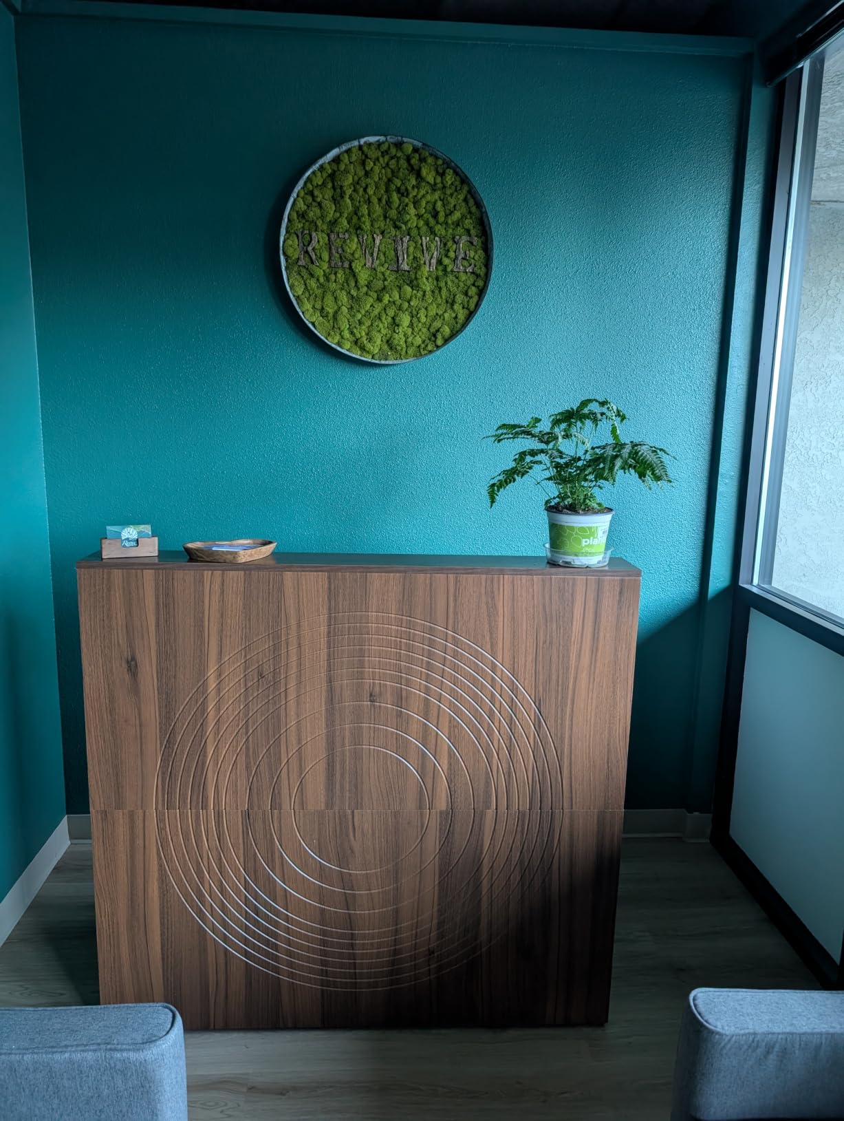 LITTLE TREE 47-Inch Reception Desk with Counter, Black Front Desk Reception Room Table, Retail Counter for Checkout, Modern Welcome Desk for Lobby, Office, Beauty Salon customer photo 1