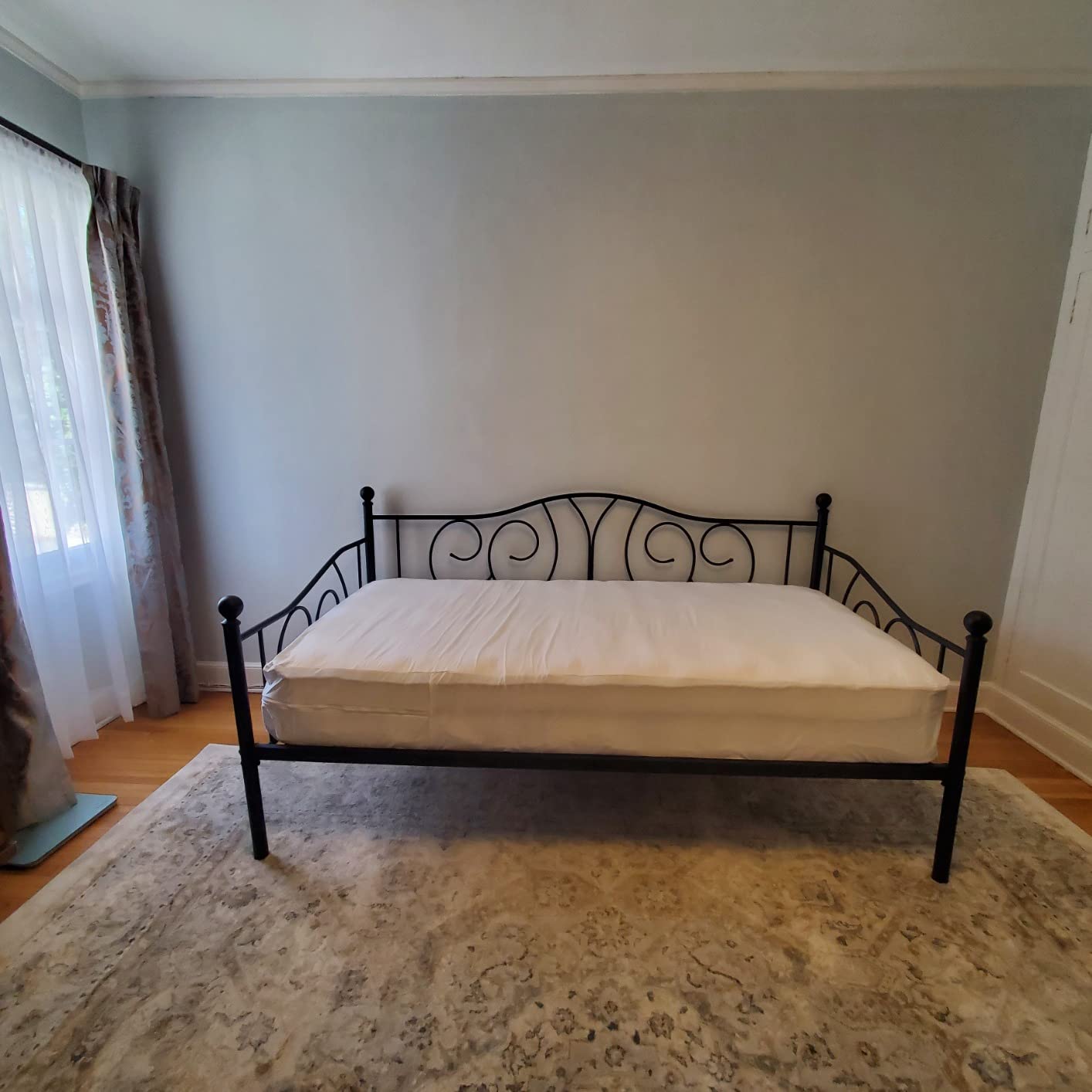 VECELO Twin Daybed Frame with Metal Slats, Modern Platform Bed Sofa for Living Room Bedroom Guest Room, Under-Bed Storage Space,Heavy Duty/Easy Assembly customer photo 2