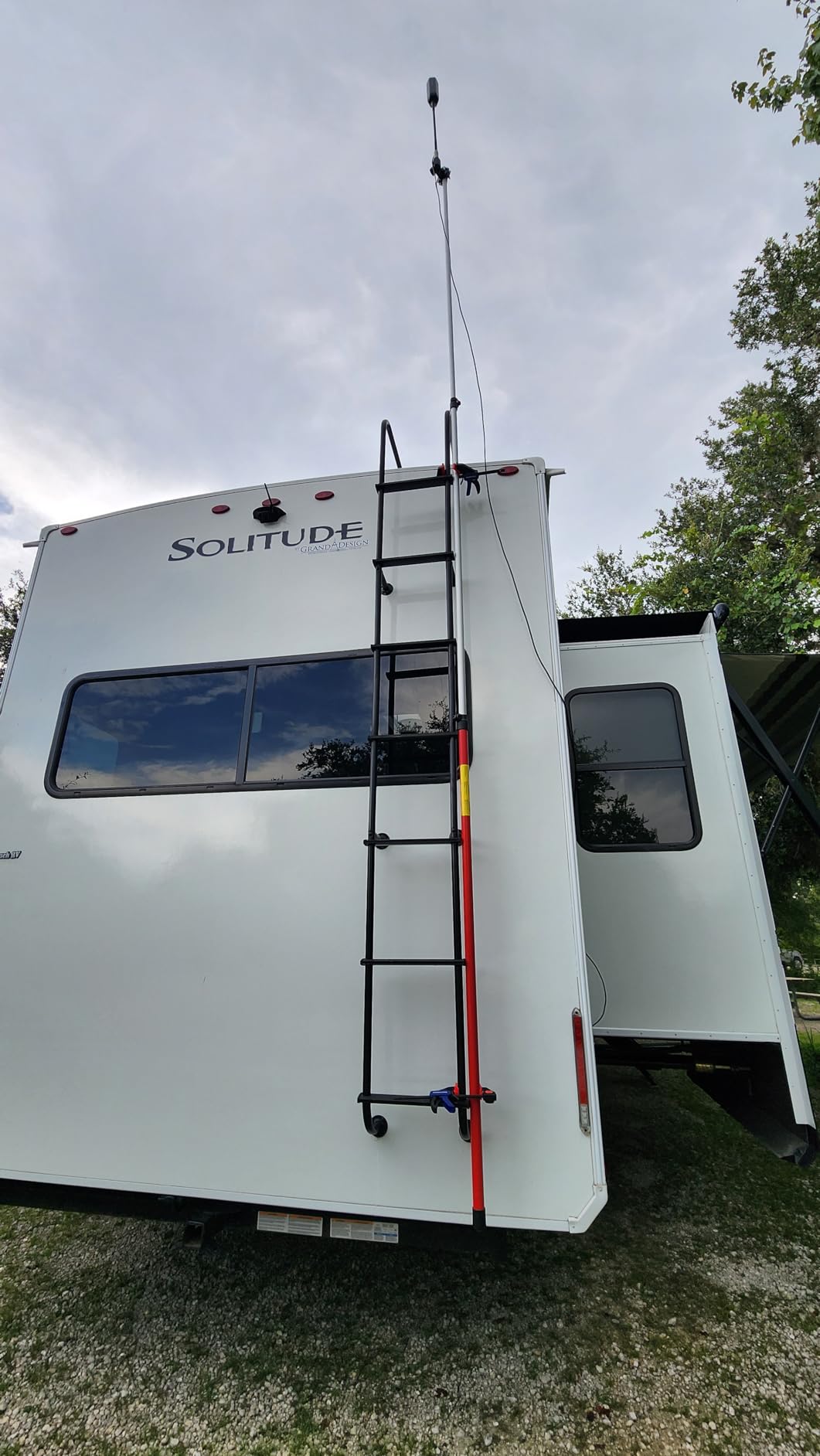 weBoost Drive Reach RV II - Cell Phone Signal Booster kit | Boosts 4G LTE & 5G for All U.S. Carriers - Verizon, AT&T, T-Mobile & More | Made in the U.S. | FCC Approved (Model 474061) customer photo 1