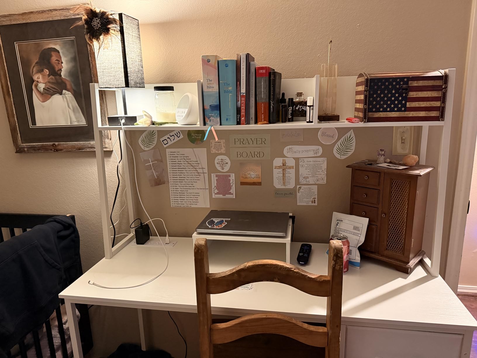 DLisiting White Computer Desk with Hutch & Drawers - 47 Inch Modern Study Writing Office Desk with 3 Storage Drawers and Power Outlets for Bedroom Home Office customer photo 1