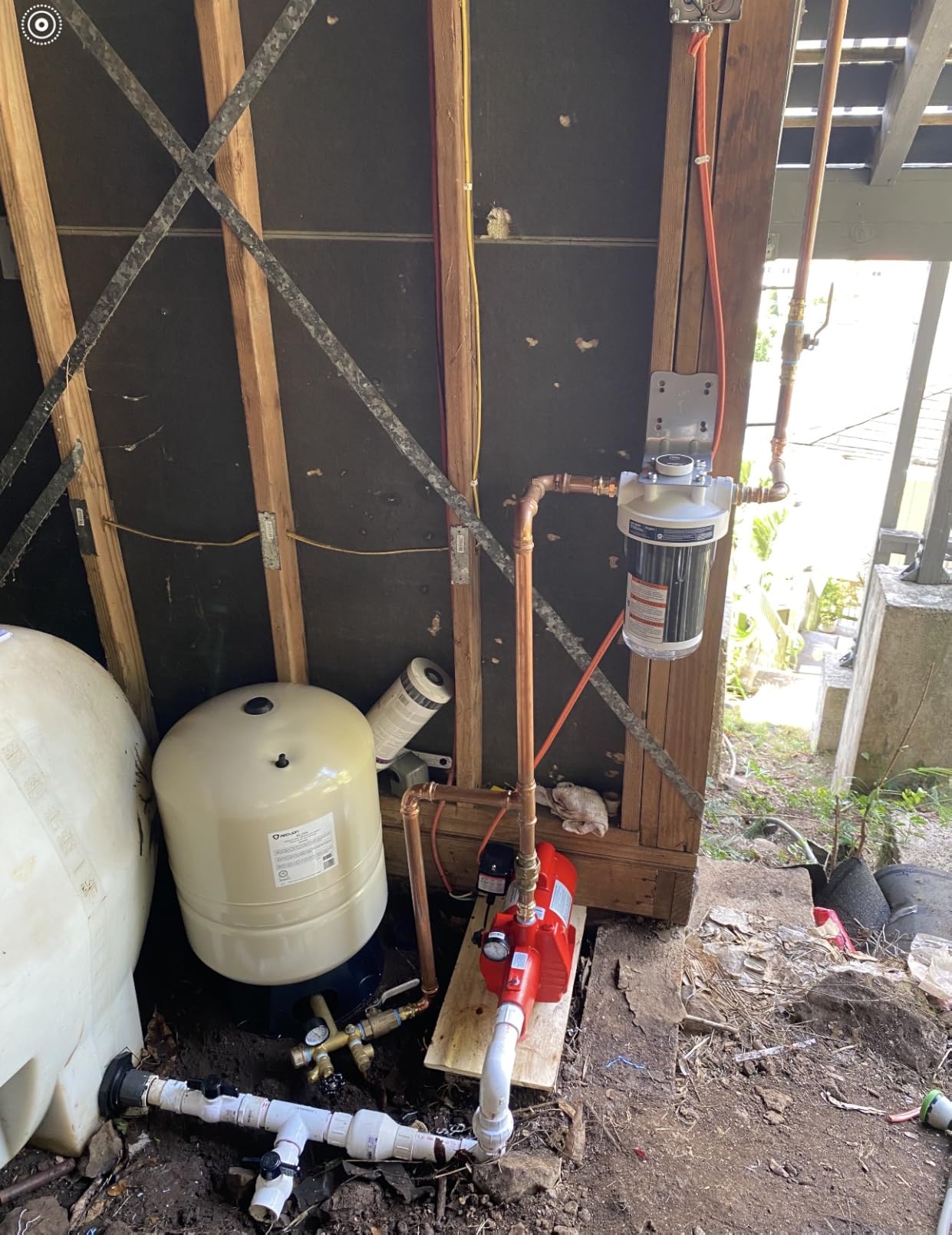 Red Lion RL20A, Vertical Pre-Charged Well Pressure Tank, 20 gallon customer photo 2