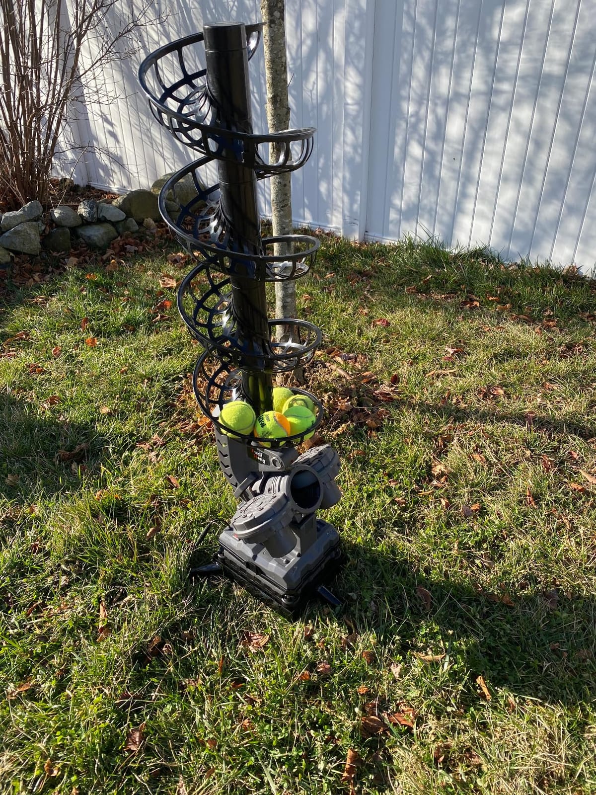 Furlihong 3807BH Tennis Ball Machine with Triangular Base, Adjustable Speeds, Oscillating Left&Right, Up&Down Swing Launch Port, for All Levels Training customer photo 1