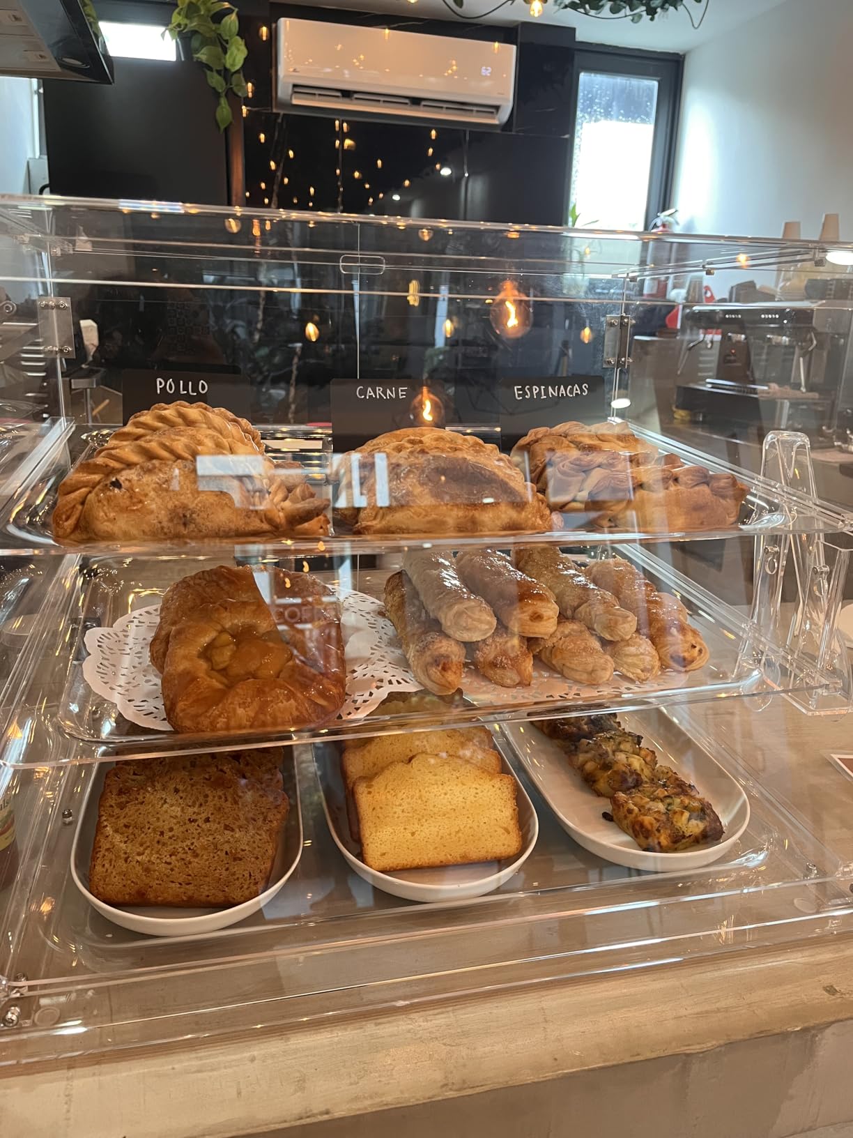 Bakery Display Case, Pastry Display Case Countertop 3 Tier Tray, Acrylic Clear Boxes for Bread Pastry Desserts Food Cookie, Display Cabinet Box for Baking Enthusiasts, 20.86 x 17.3 x 16.5 in customer photo 1