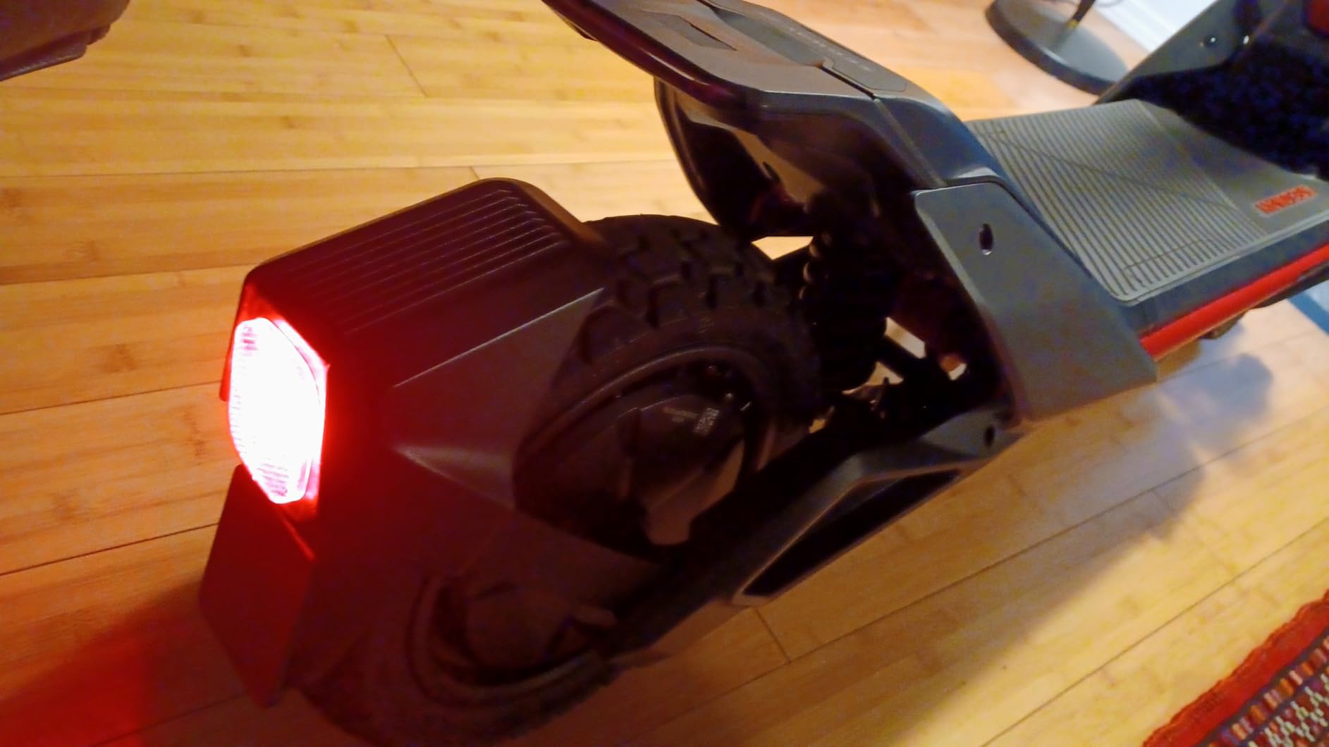 Segway ZT3 Pro Electric Scooter, Up to 24.9 MPH, 43.5-Mile Range, Dual Suspension, Flash Charge, 1600W Peak Motor, Off-Road Scooter for Adults UL Certified (UL2272/2271) customer photo 1