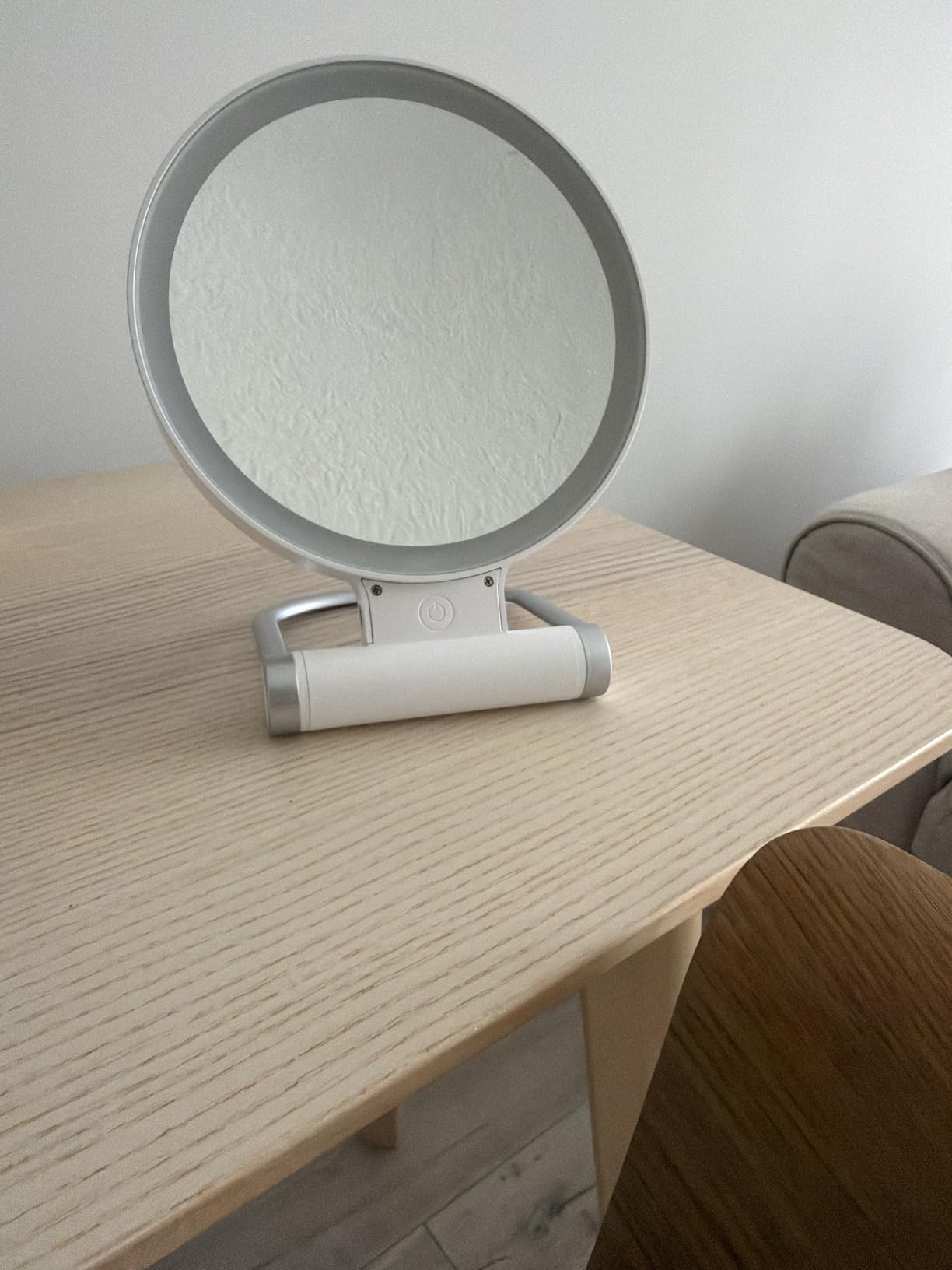 Magnifying Mirror with Light 30X, Double-Sided 1X/ 30X Magnifying Makeup Mirror with Tweezer, 2000mAh 3 Colour Modes with Adjustable Brightness, Foldable Travel Mirror (9
