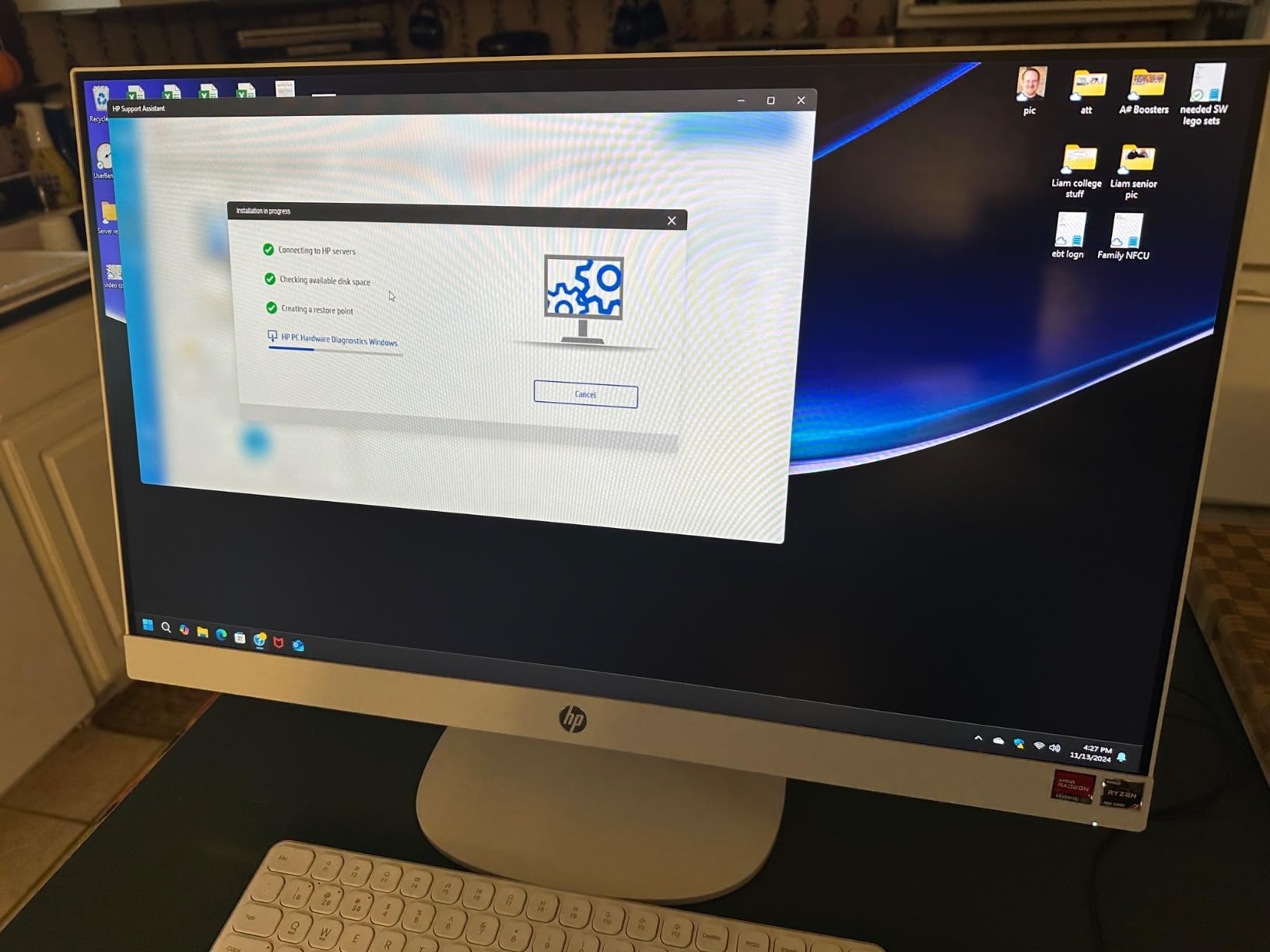HP 27 inch All-in-One Desktop PC, FHD Display, AMD Ryzen 7 7730U, 32 GB RAM, 1 TB SSD, AMD Radeon Graphics, Windows 11 Home, 27-cr0012 (2024) customer photo 2