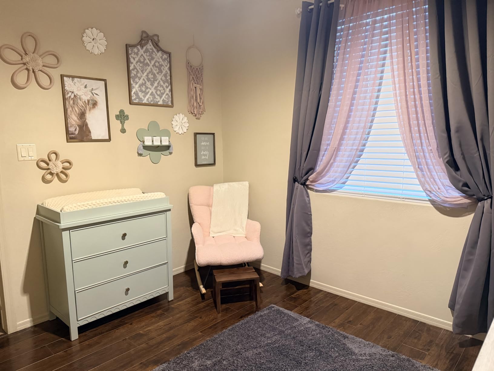 Rocking Chair Nursery Teddy Upholstered Glider Rocker Rocking Accent Chair Padded Seat with High Backrest Armchair Comfy Side Chair for Living Room Bedroom Offices (Grey Teddy) customer photo 2