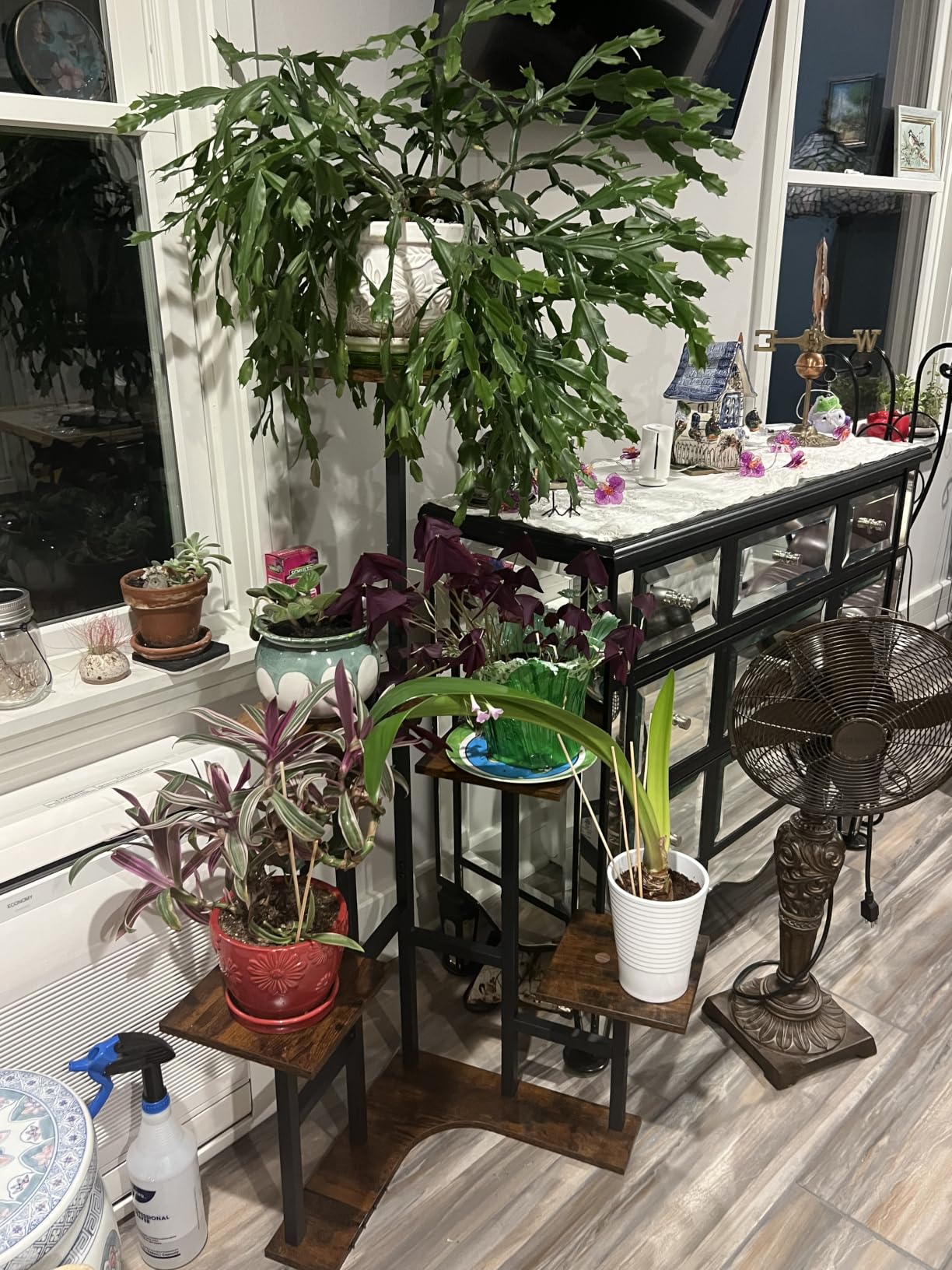 Yzosvki Corner Plant Stand Indoor, 6 Tiered Corner Plant Shelf Flower Stand for Multiple Plants, Plant Shelves Organizer Rack for Living Room, Balcony, Patio, Garden, Square Rustic Brown customer photo 1