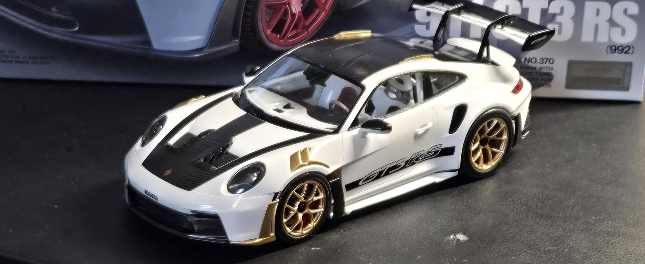 TAMIYA 1/24 Porsche 911 GT3 RS 992 TAM24370 customer photo 2