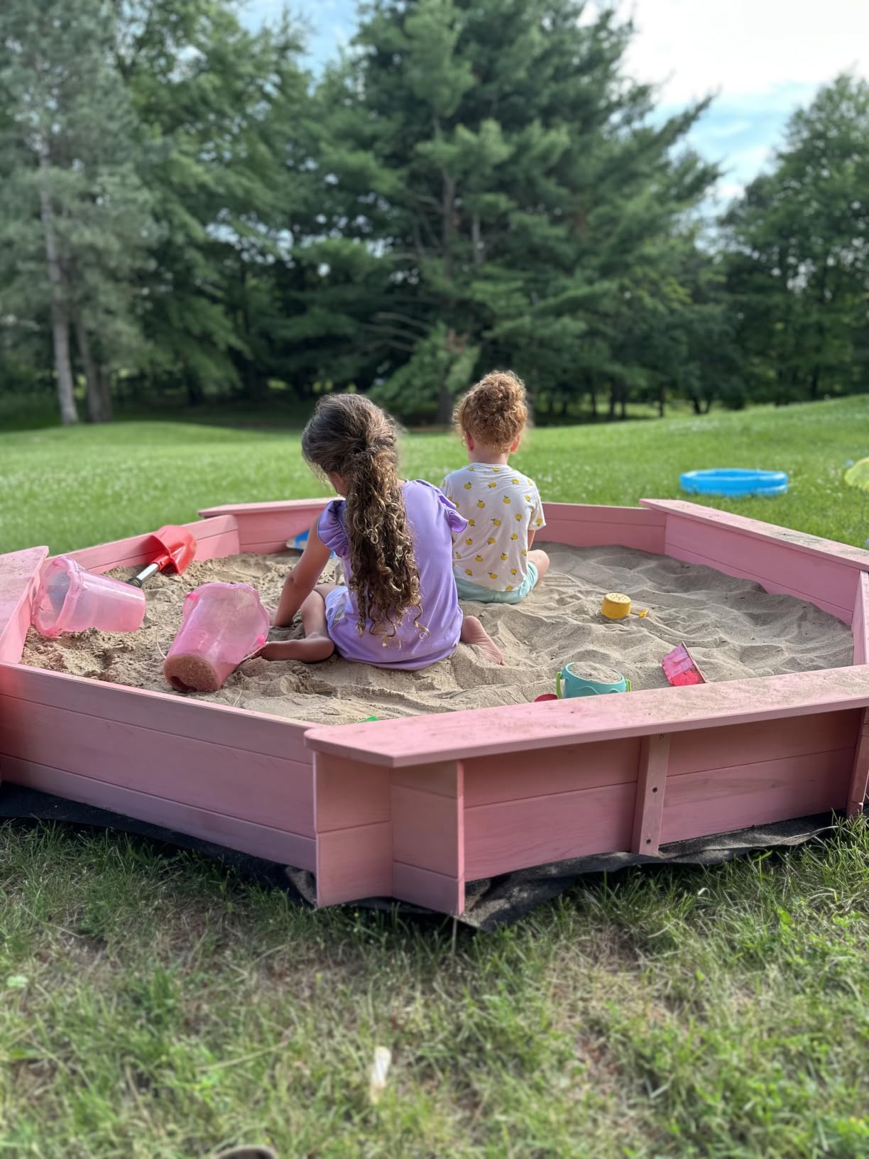 Best Choice Products Large Outdoor Octagon Wooden Sand Box for Kids, Sandbox with Cover, 4 Reinforced Benches Support up to 220 lbs Each, Bottom Liner for Drainage - Brown customer photo 1