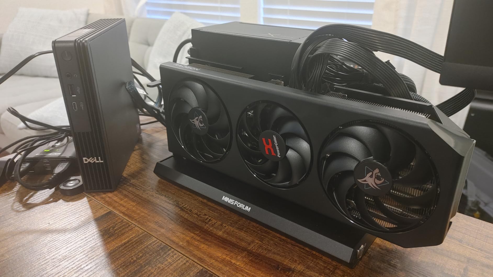 MINISFORUM DEG1 Docking Station, Oculink 4i (PCIe4.0x4), with Force Power On, Support ATX/SFX Power Supply, eGPU Dock for RTX 4090, AMD RX 7900 XTX customer photo 2