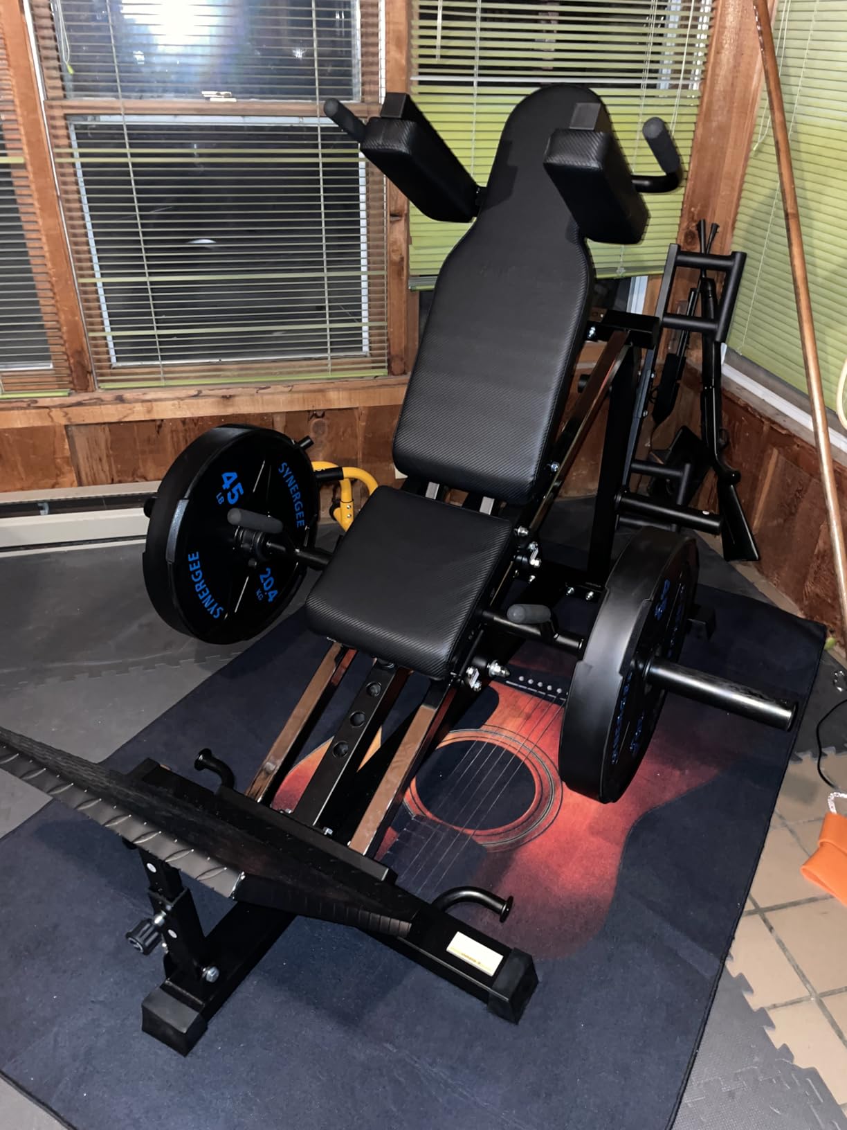Mikolo Leg Press Hack Squat Machine, 30-Degree Compact Leg Press Machine for Home Gym, Hack Squat Machine with Removable Shoulder Pad, Lower Body Workout Equipment customer photo 1