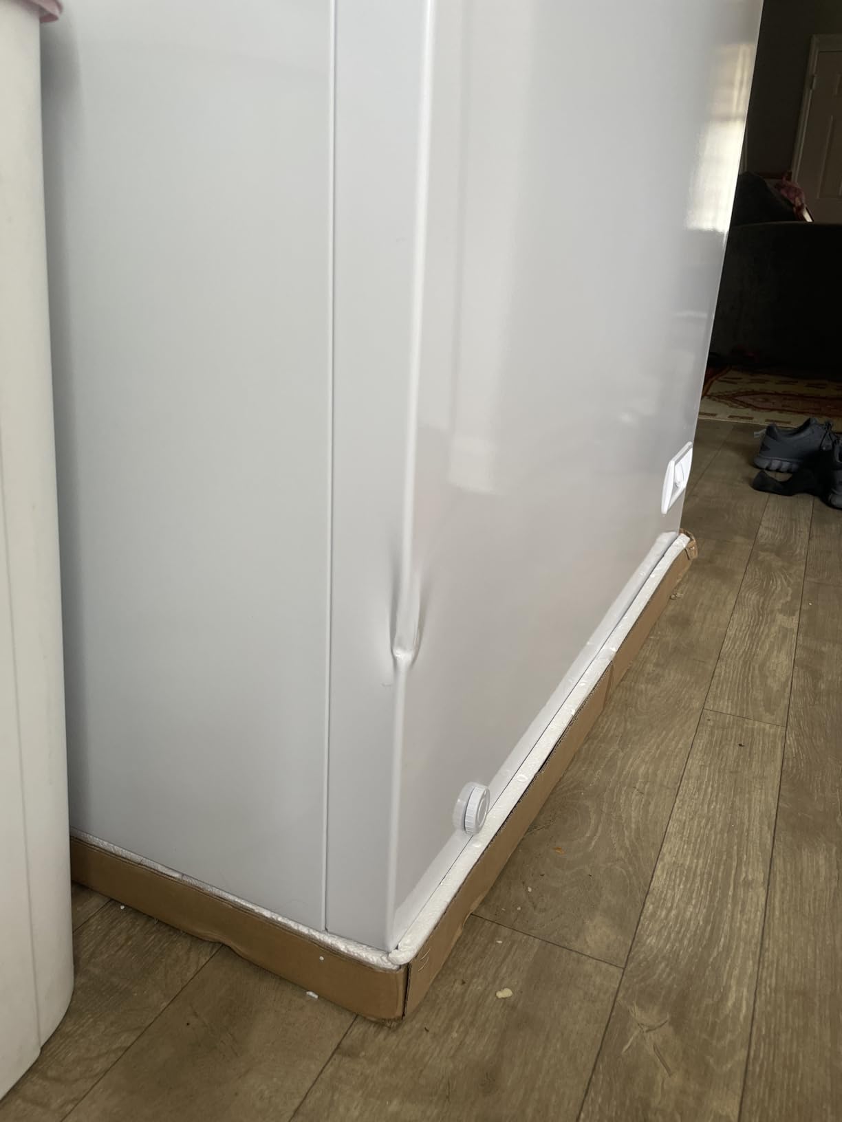 KoolMore KM-SCF-30C 79 in. Commercial Two-Door Chest Freezer, 30 Cu. Ft. in White, ETL Listed customer photo 2