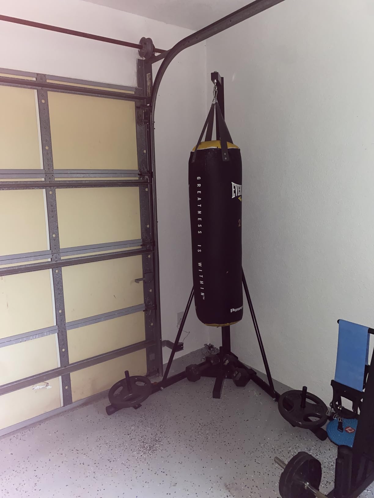 TLSUNNY Height Adjustable Heavy Duty Punching Bag Stand, Stand Only | Boxing Bag Stand with Weighted Base for Stability, Plate Pins, Resistance Band Loop, for Home Gym Fitness, 150 LBS Capacity customer photo 1