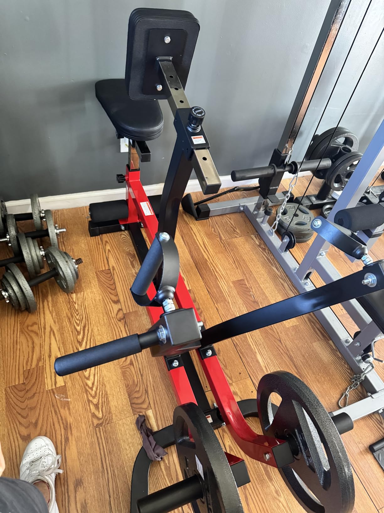 Mikolo Plate Loaded Seated Row Machine for Home Gym, 400LB Capacity, Independent Arms & Adjustable Seat for Full Back Workout customer photo 1