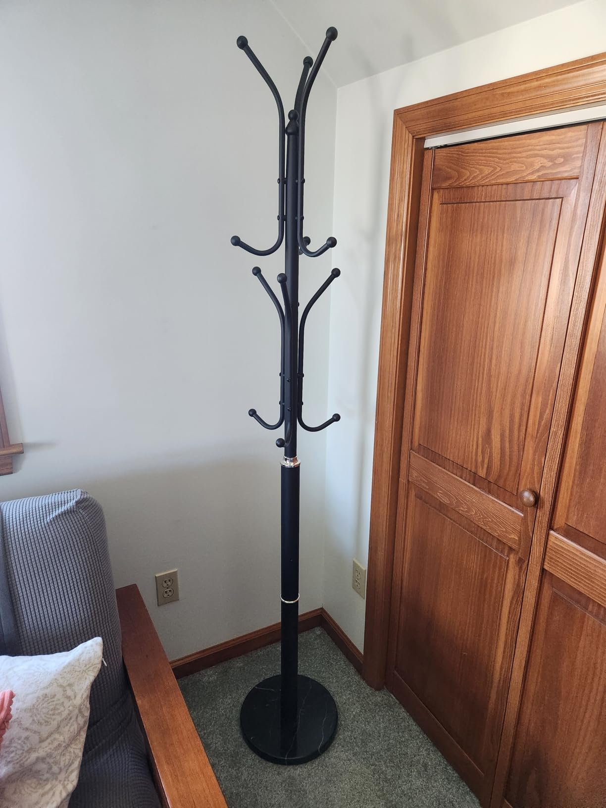 Yoobure Metal Coat Rack Freestanding with Marble Base, Coat Tree with 12 Hooks & Umbrella Holder, Coat Hanger Stand for Corner Entryway Bedroom Office, Heavy Duty Coat Rack Stand for Clothes Hats Bags customer photo 1