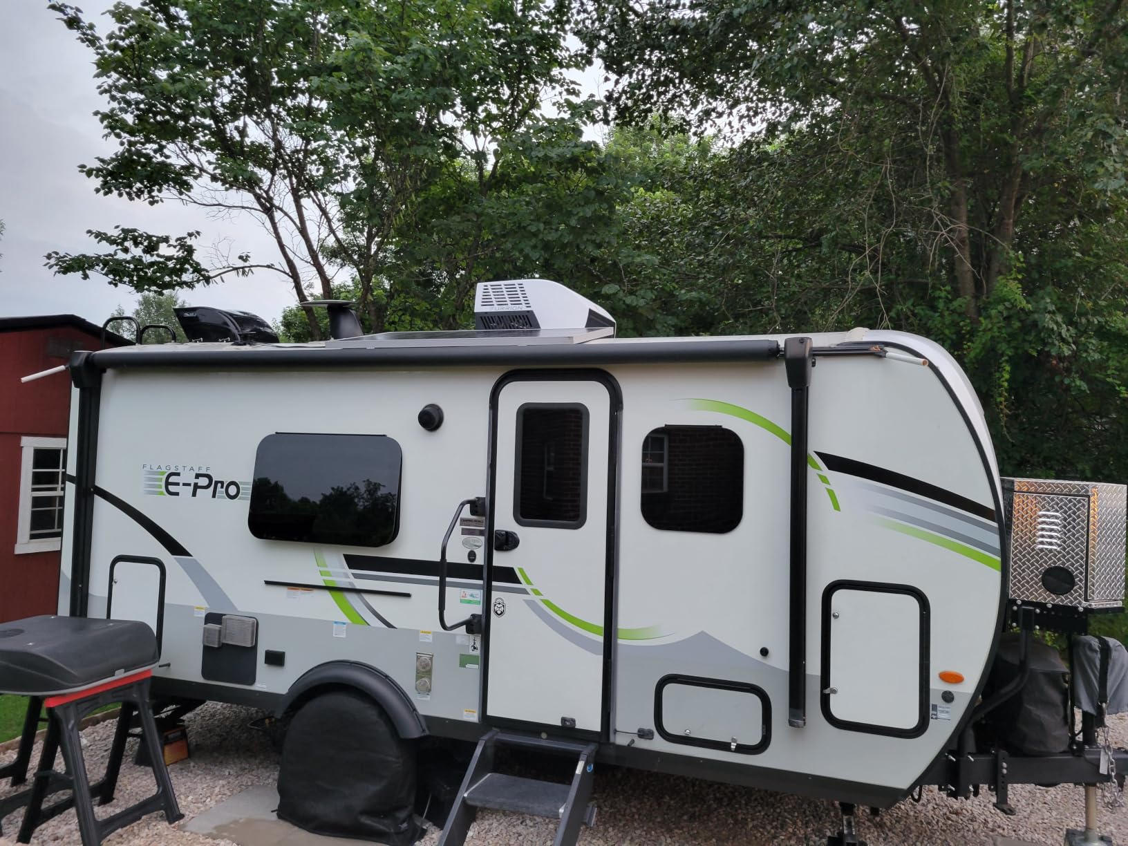 Furrion Chill Cube 18k BTU Variable Speed RV Rooftop Air Conditioner, White, Non-Ducted, R32 Refrigerant, Quiet High-Efficiency AC with Turbo Cool Mode, Lightweight, AC Unit Only - FACR18VSSA-BL-AM customer photo 1