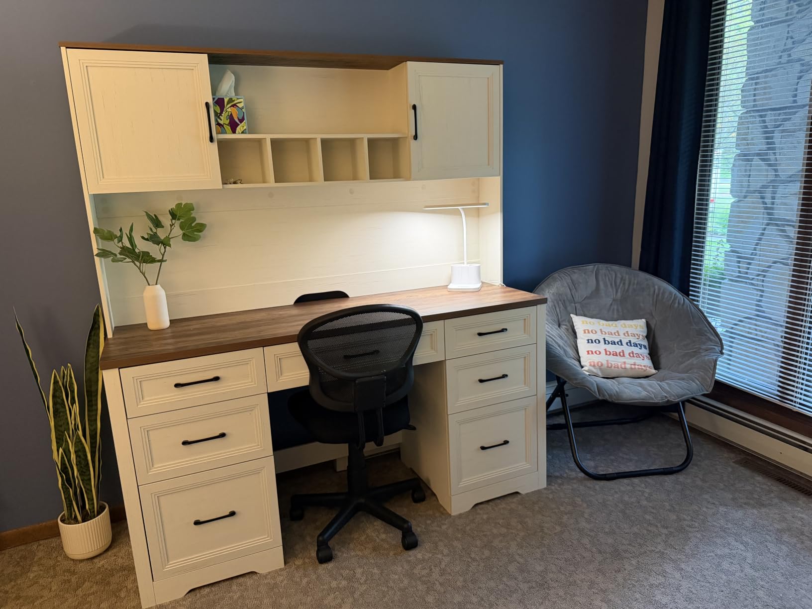 Vabches Farmhouse Executive Desk with Storage and Ample File Drawer, Rustic Large Home Writing Desk for Bedroom, White customer photo 2