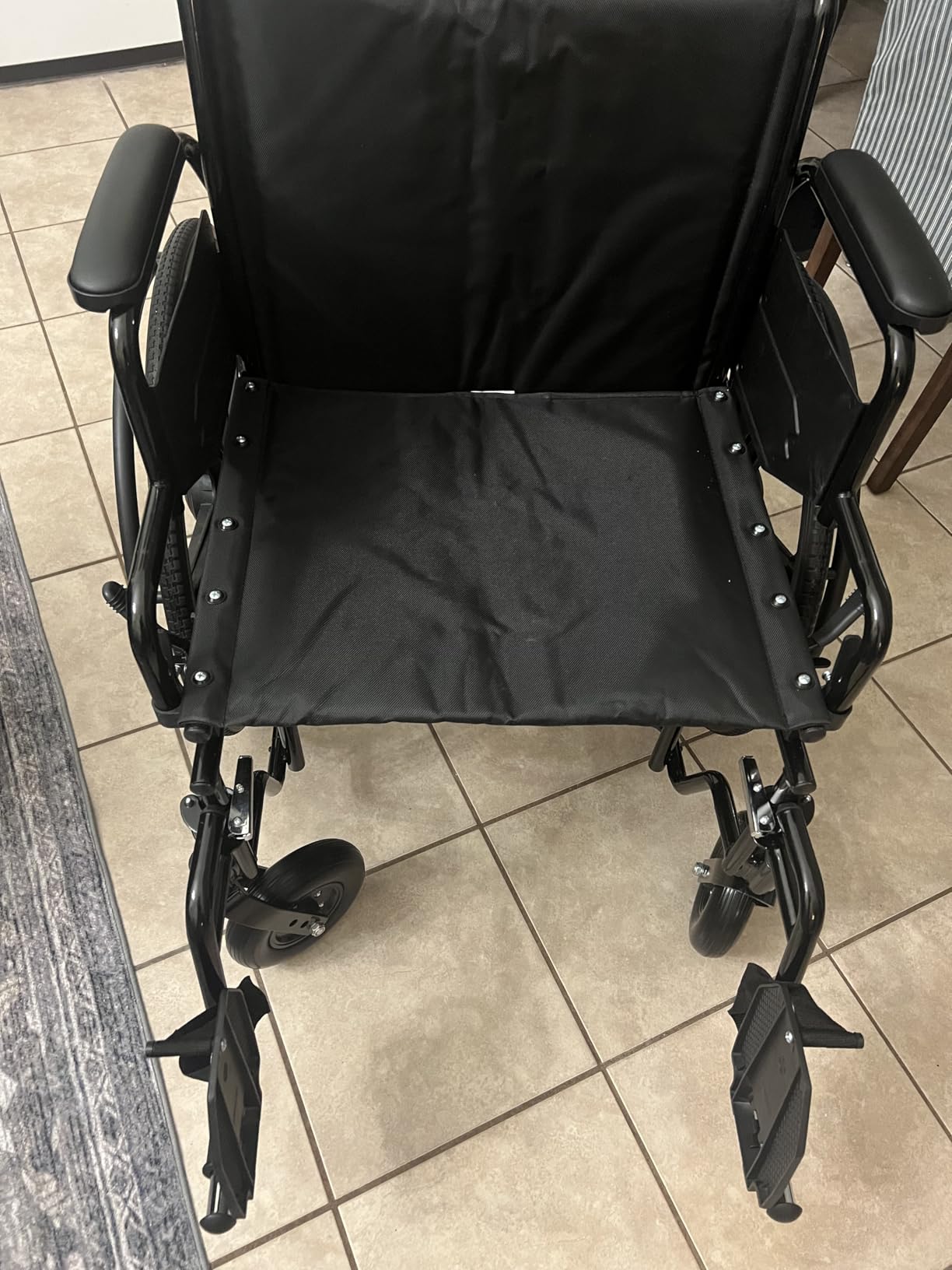 PEPE Mobility Bariatric Wheelchair for Adult, 22 Inch Seat, Supports up to 500 lbs customer photo 2