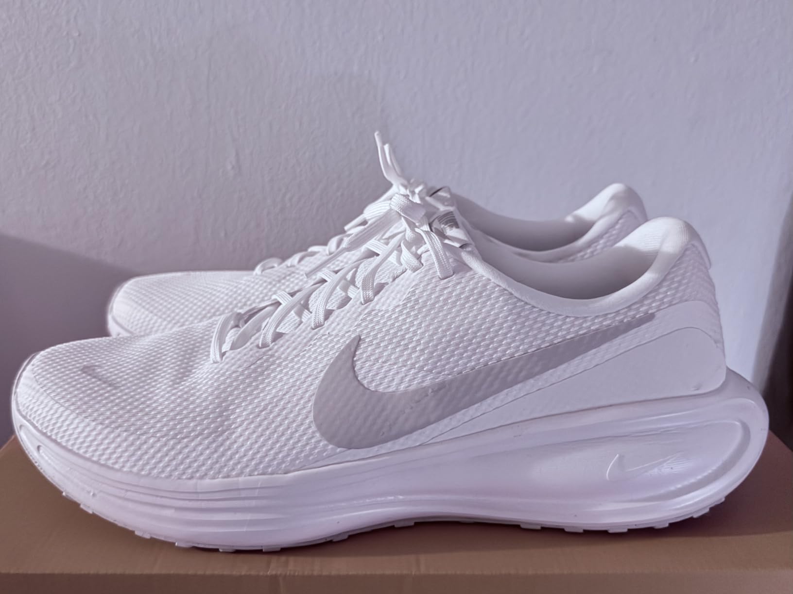 Nike Men's Revolution 8 Road Running Shoes customer photo 1