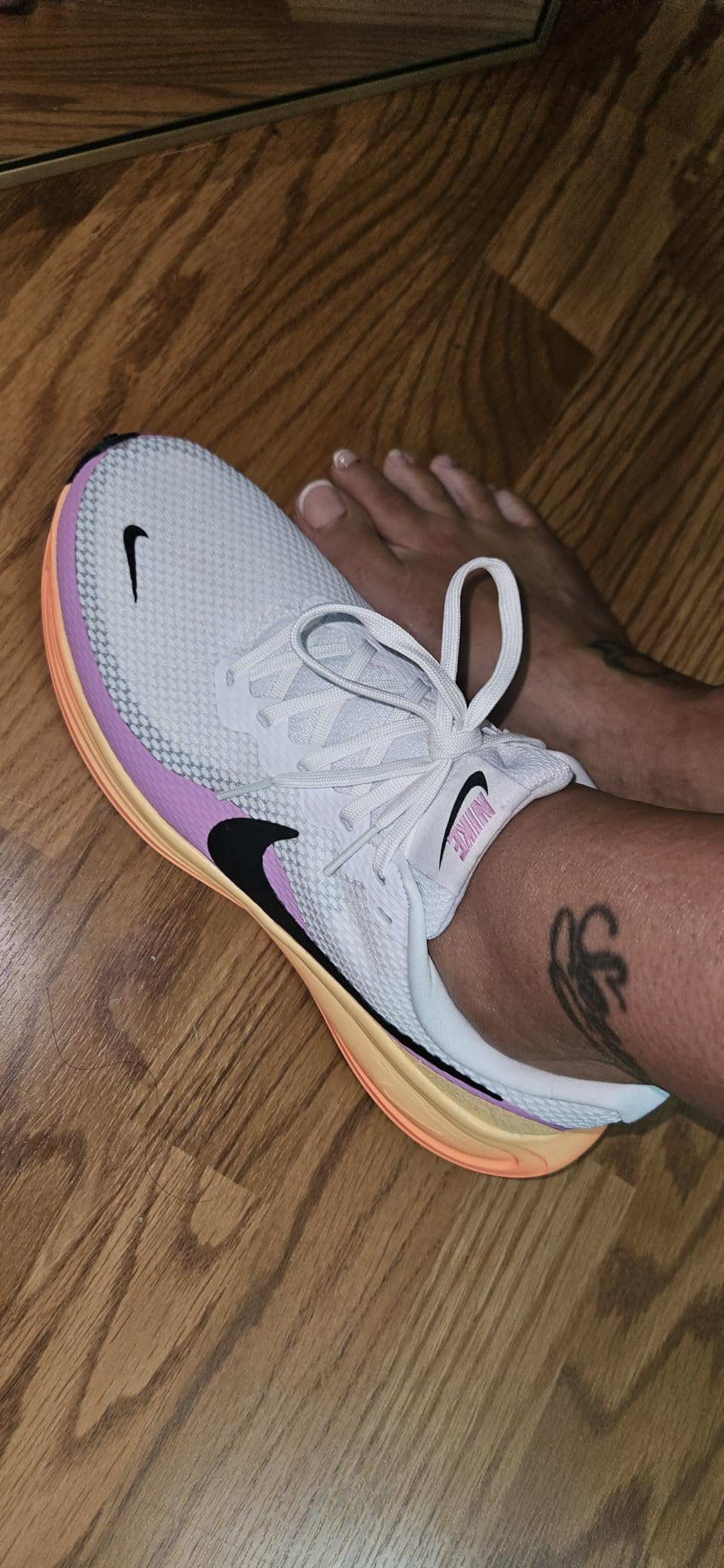 Nike Women's Revolution 8 Road Running Shoes customer photo 1