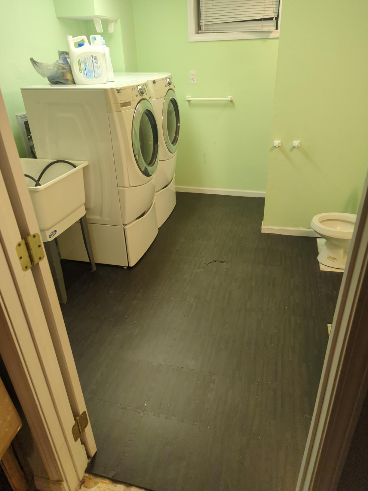 Sorbus Wood Grain Foam Floor Tiles (16 Tiles, 16 Sq Ft, Light Pine) customer photo 1