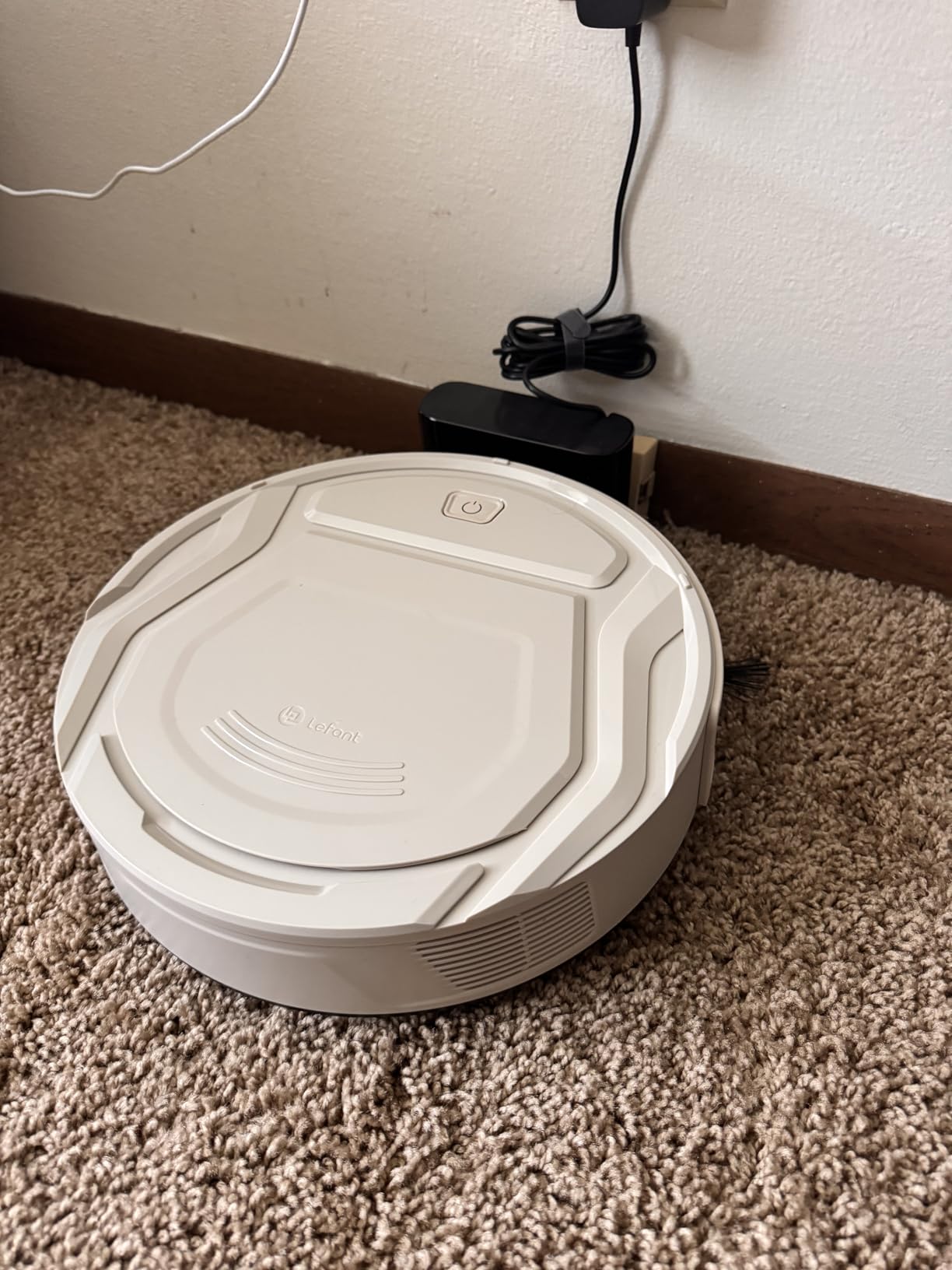 Lefant M210P Robot Vacuum Cleaner, 4000pa Suction, 200 Mins Runtime, Super Thin, Quiet, Self-Charging, Ideal for Pet Owners, Multi Surface Cleaning, APP/WiFi/Alexa Control, Gray customer photo 1