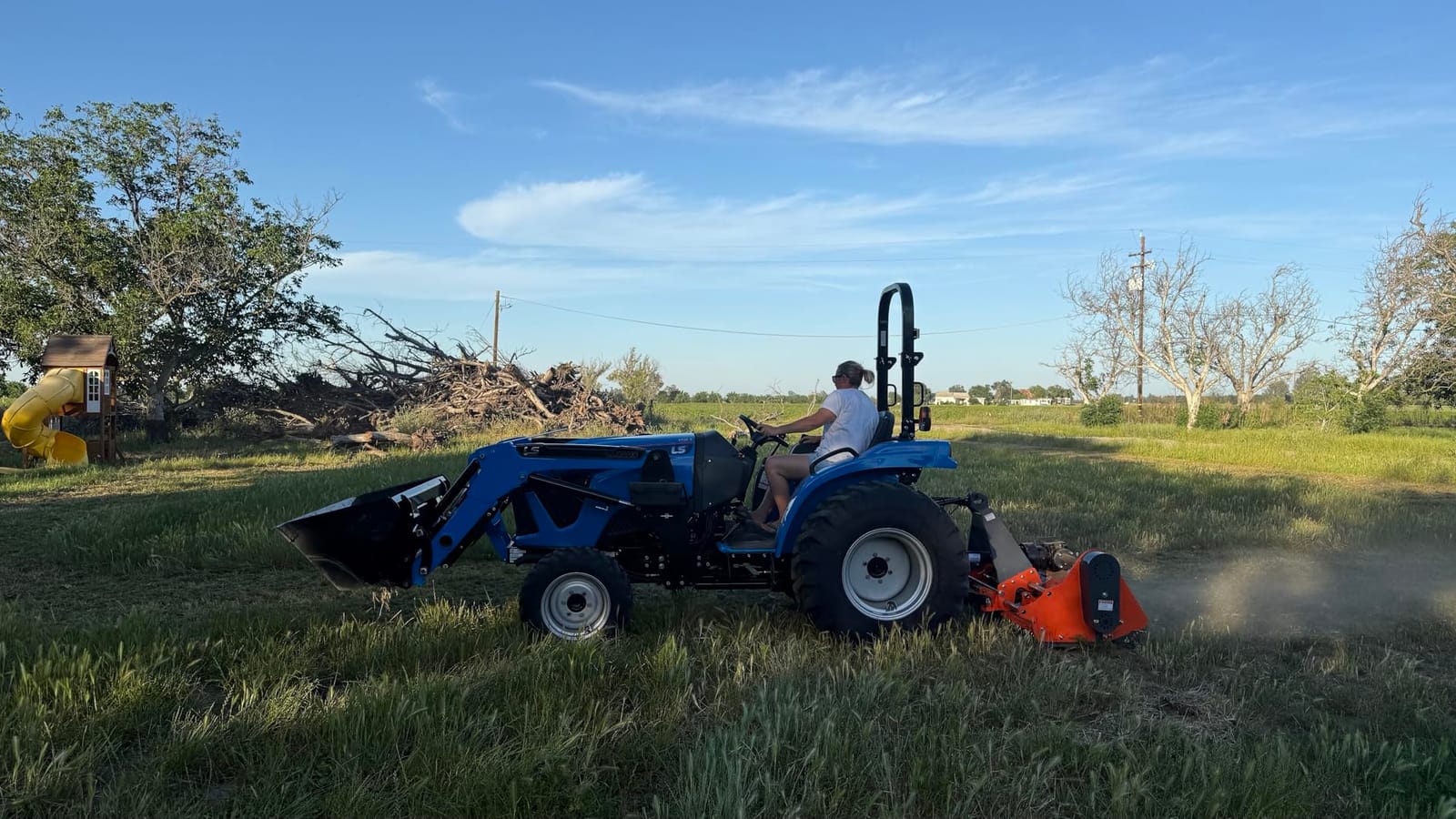 MechMaxx 72'' Working Width 3 Point PTO Flail Mower with 8inch Left/Right Hydraulic Side Shift 45-85hp CAT 1 Tractor, NAM72H customer photo 1