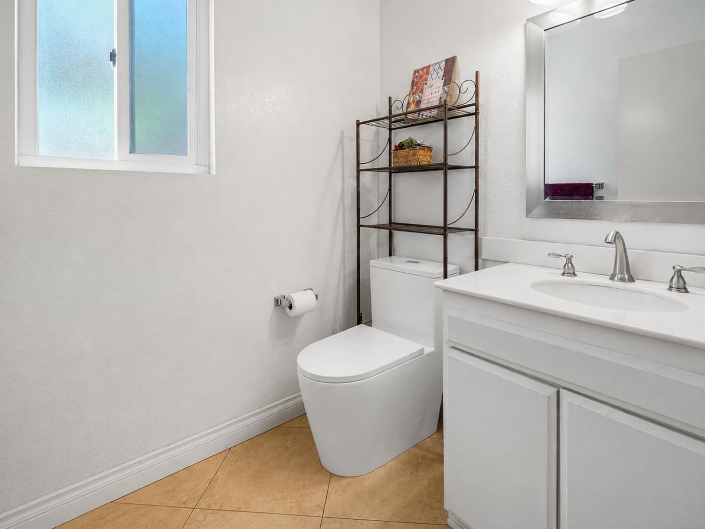 Casta Diva Elongated One Piece Toilet with 17