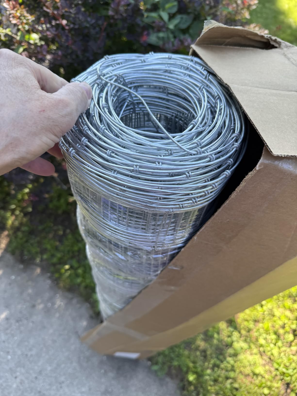 Farm Fence 4.5FT x 100FT, Galvanized Cattle Fence | Heavy Zinc Coating Wire Fencing, 14GA Livestock Fence, Goat Fence, Hog Wire Fencing Perfect for Livestock, Animals Protection customer photo 2