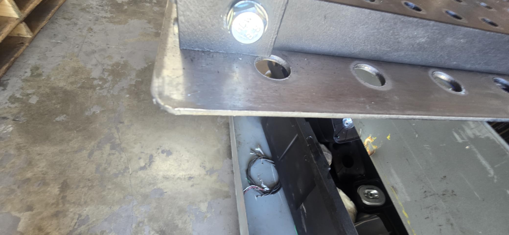 VEVOR Welding Table 36