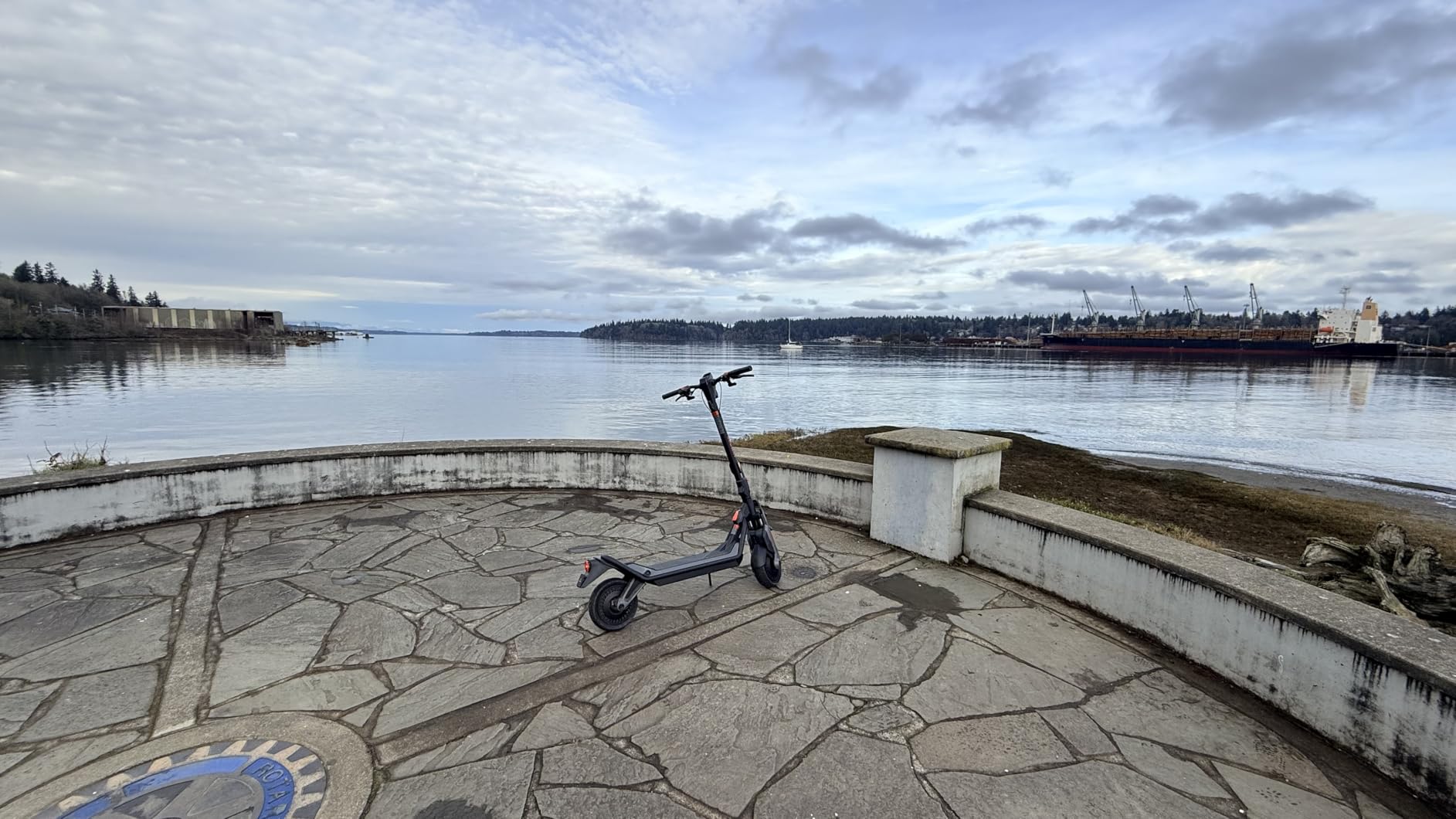 SuperScooter GT3, 31 MPH w/ 45-Mile Long Range, 2400W Peak Motor, Dual Hydraulic Suspension, Self-Sealing Tires, Flash Charging Electric Scooter for Adults, UL 2272/2271 Certified, Gen3 customer photo 2