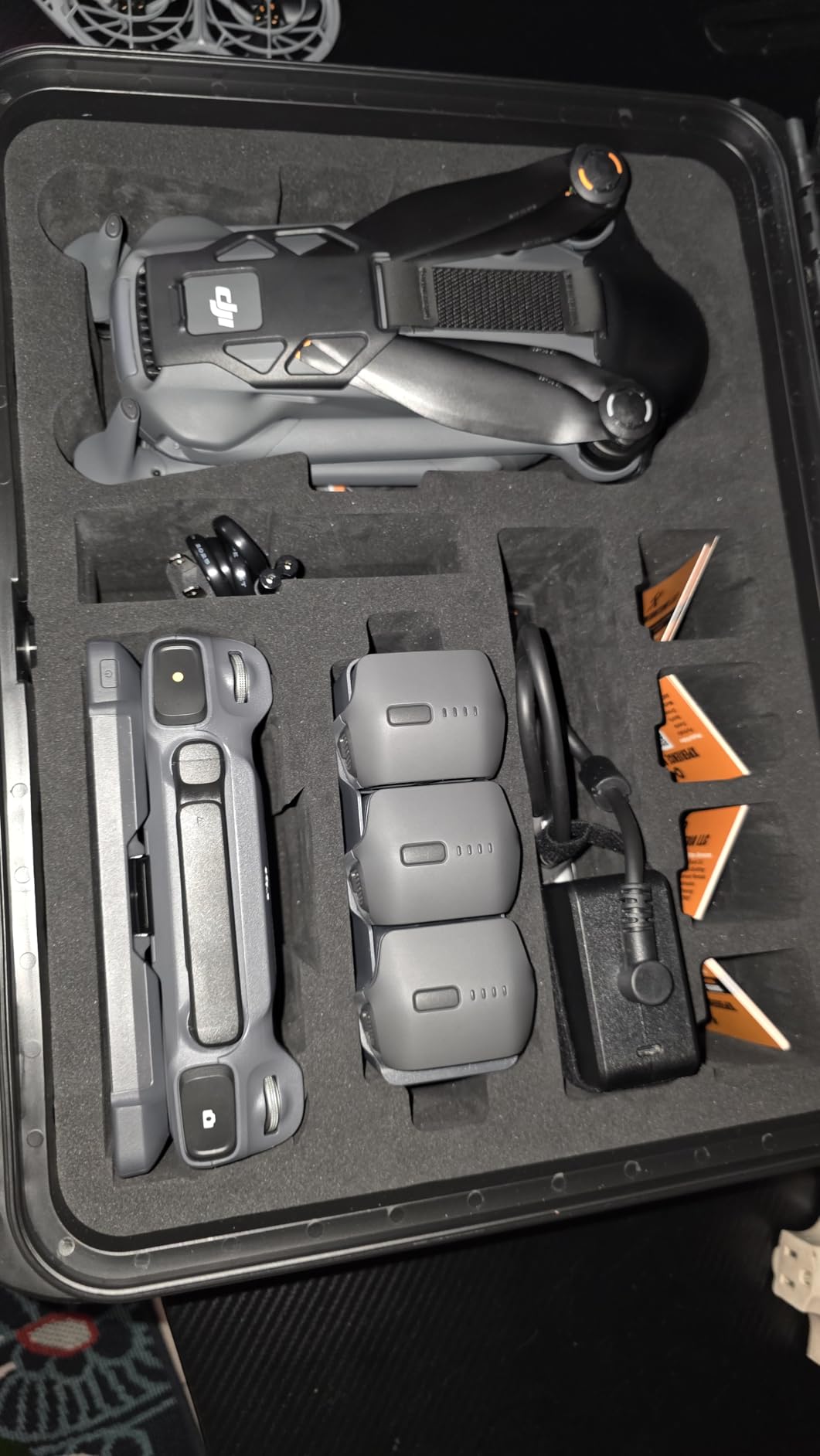 DJI Mavic 4 Pro Drone With DJI RC 2, Flagship Tri-Camera Drone | 100MP 4/3 CMOS Hasselblad Camera, Drone for Professionals, 30km/18.6mi Video Transmission, 51-Min Max Flight Time customer photo 2