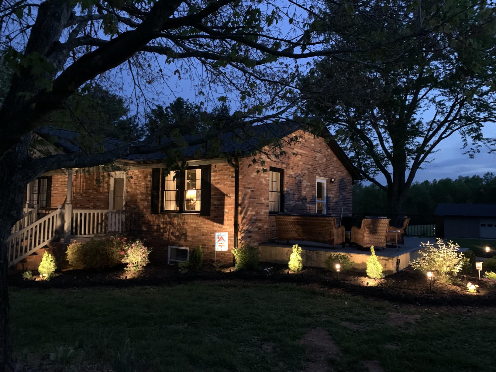 SUNVIE All-in-One LED Low Voltage Landscape Lighting Kit, 12-Pack Landscape Lights with Transformer 100FT Wire and Connectors, 3000K Waterproof Low Voltage Landscape Lights for Garden Yard House Tree customer photo 2