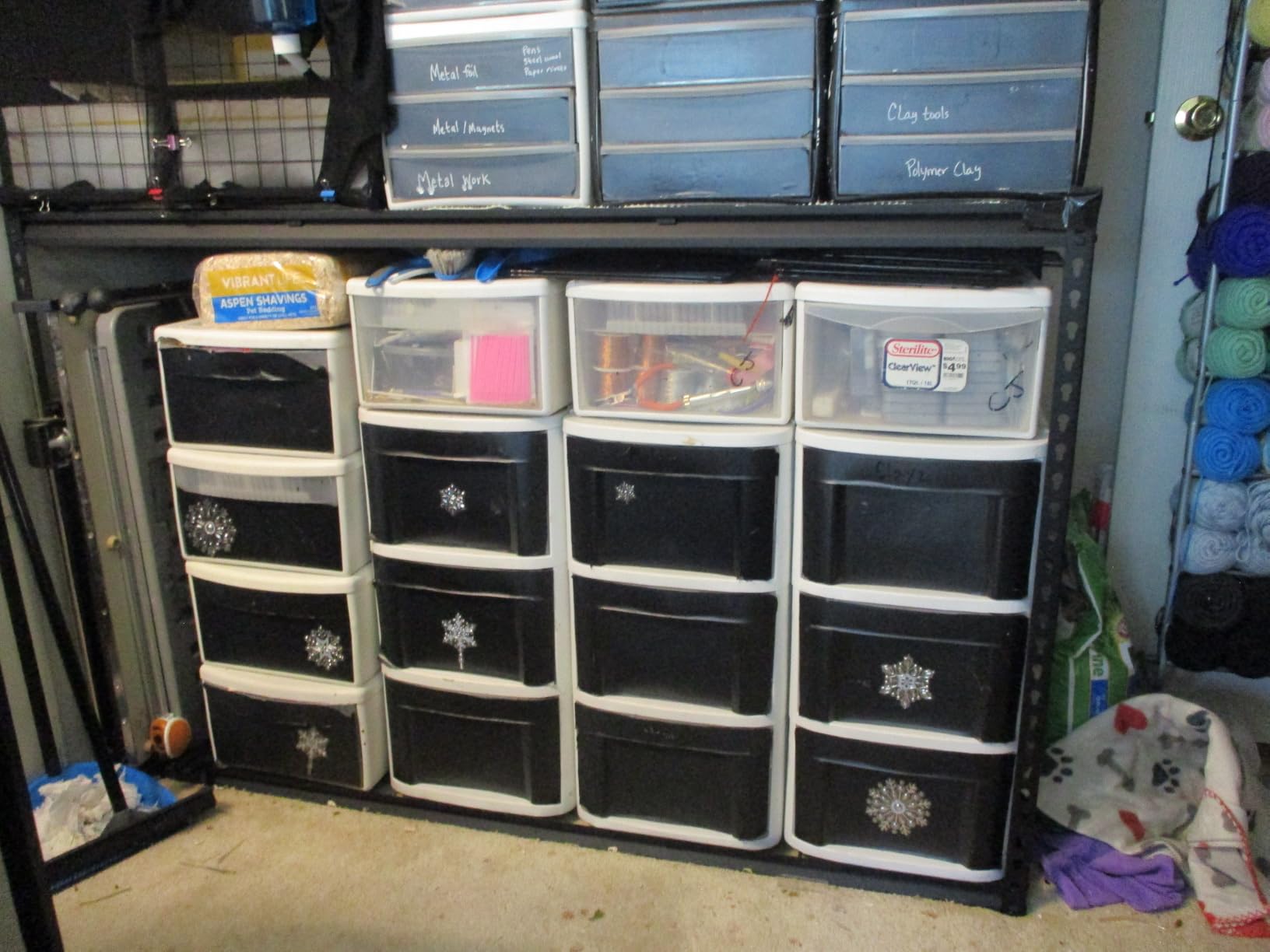VEVOR Storage Shelves, 2400 lbs, 4 Tier Heavy Duty Garage Shelving, 20