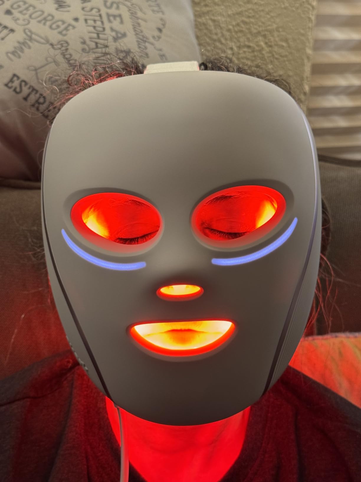 Shark CryoGlow LED Face Mask in Blue Frost, FW312 | #1 Skincare Facial Device in the US, Combining High-Energy LEDs, Deep Infrared & Under-Eye Cooling customer photo 1