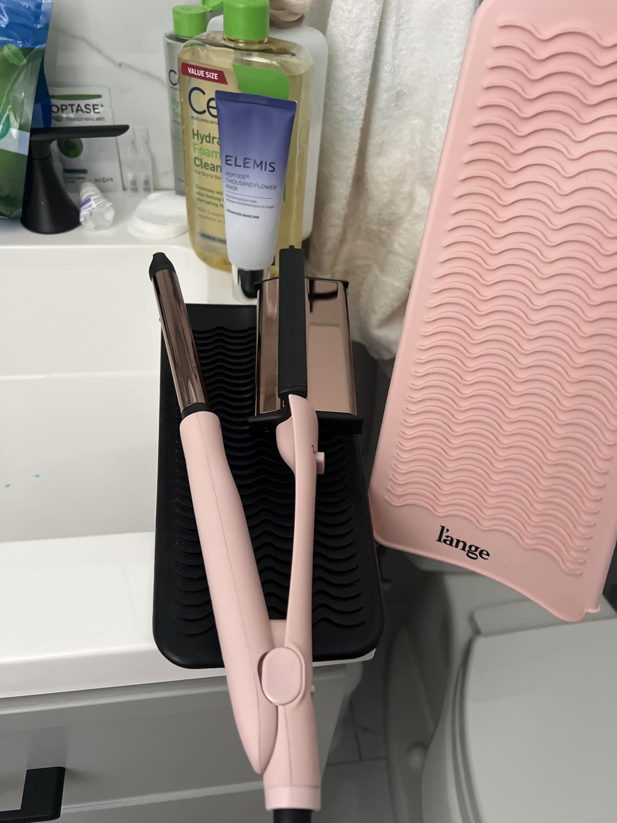 L'ANGE HAIR VersaWaver 2-in-1 Adjustable Titanium Hair Waver & Crimper - 19mm & 32mm Barrels for Beach Waves & Defined Crimps, Dual Voltage, Blush customer photo 1